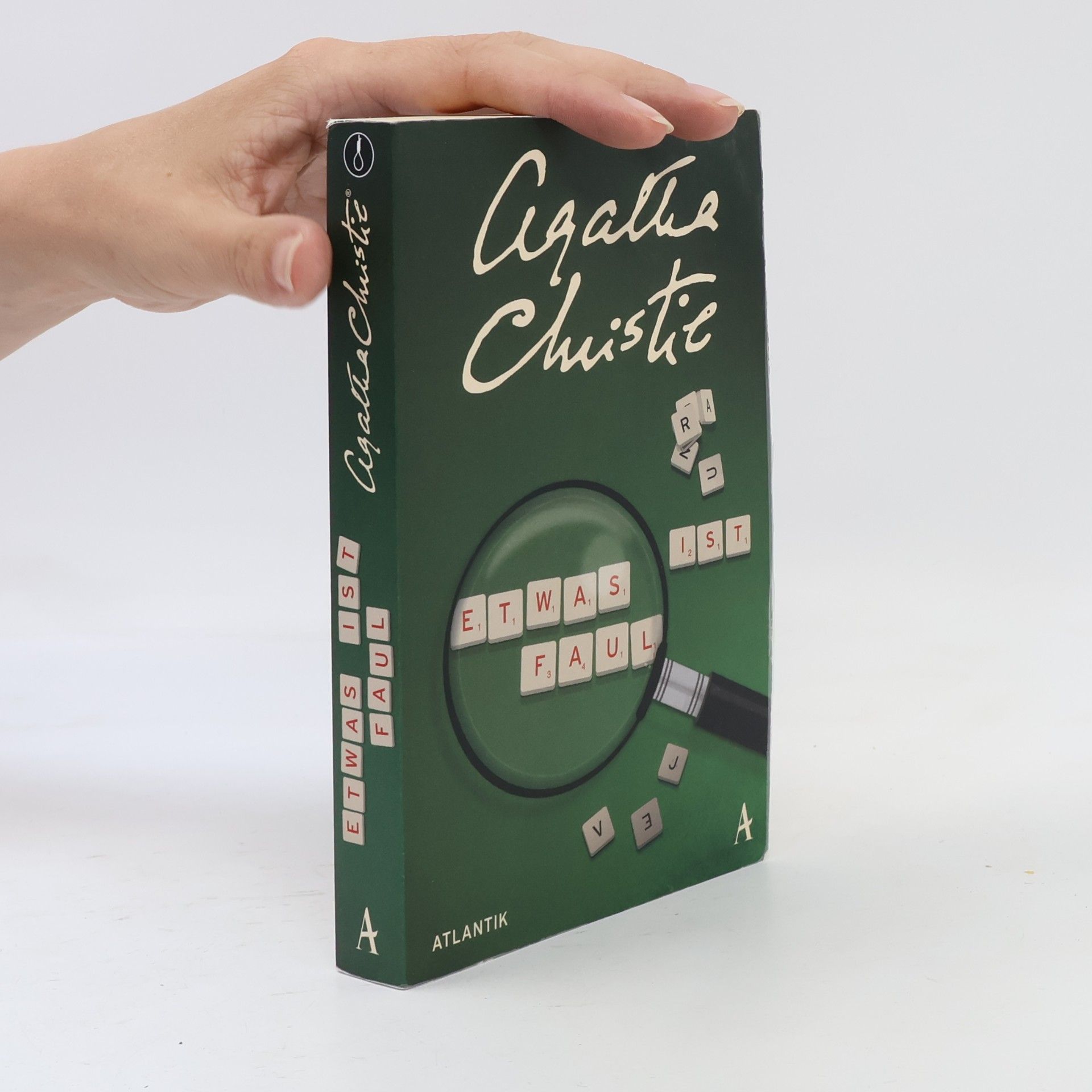 Agatha Christie Etwas ist faul