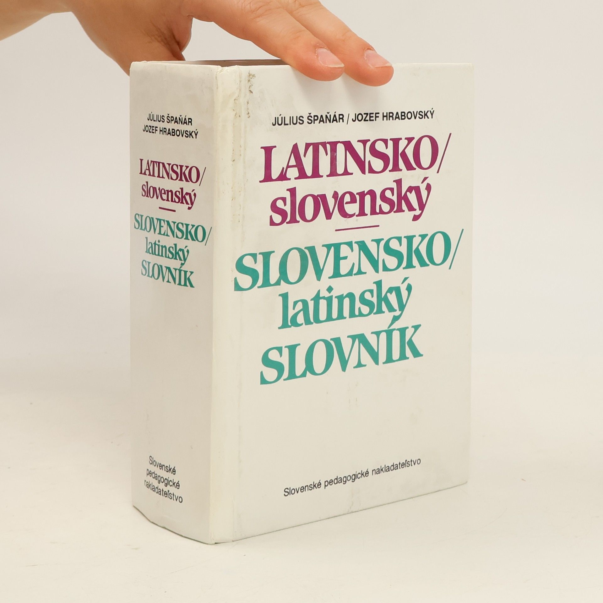 Jozef Hrabovský Latinsko-slovenský a slovensko-latinský slovník