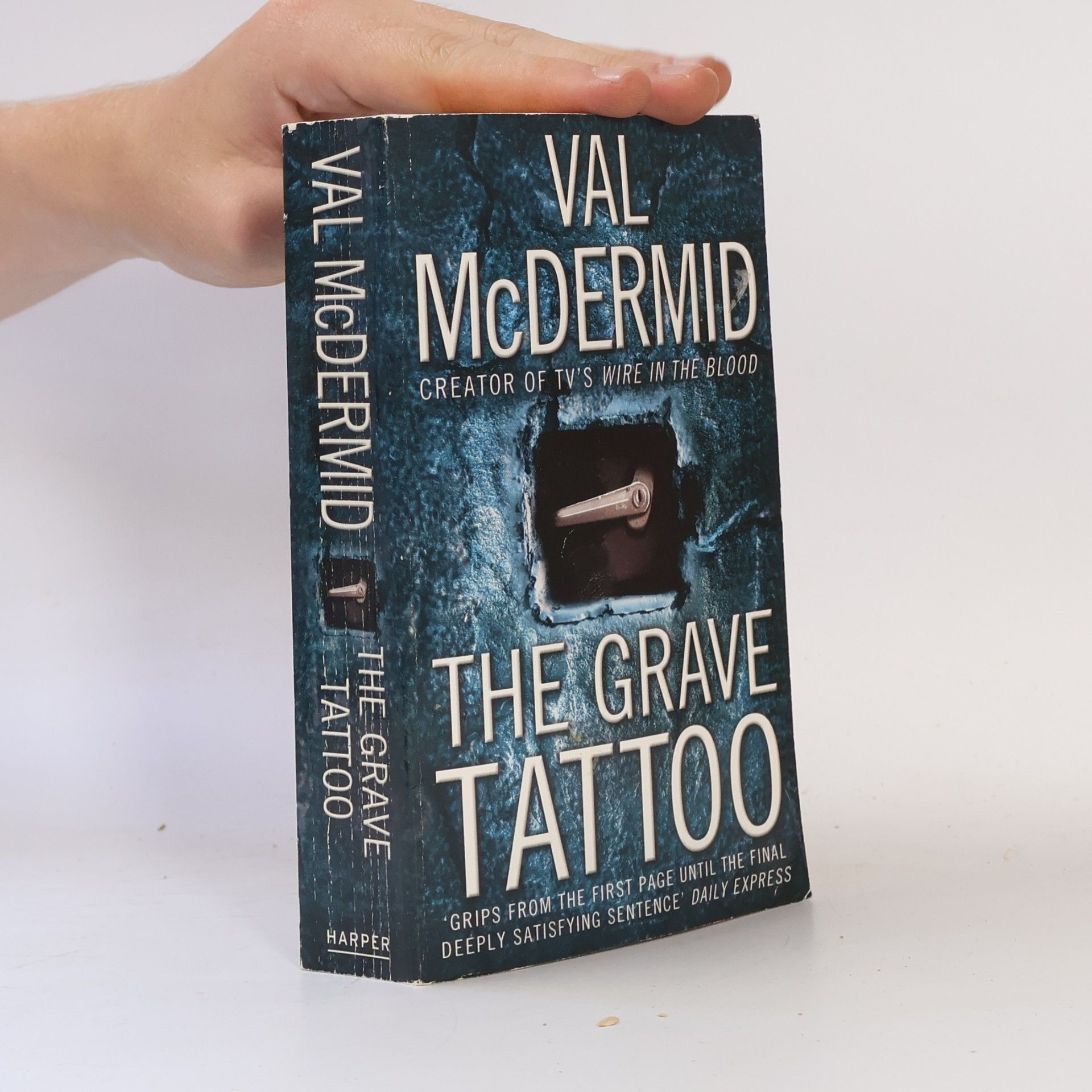 Val McDermid The Grave Tattoo