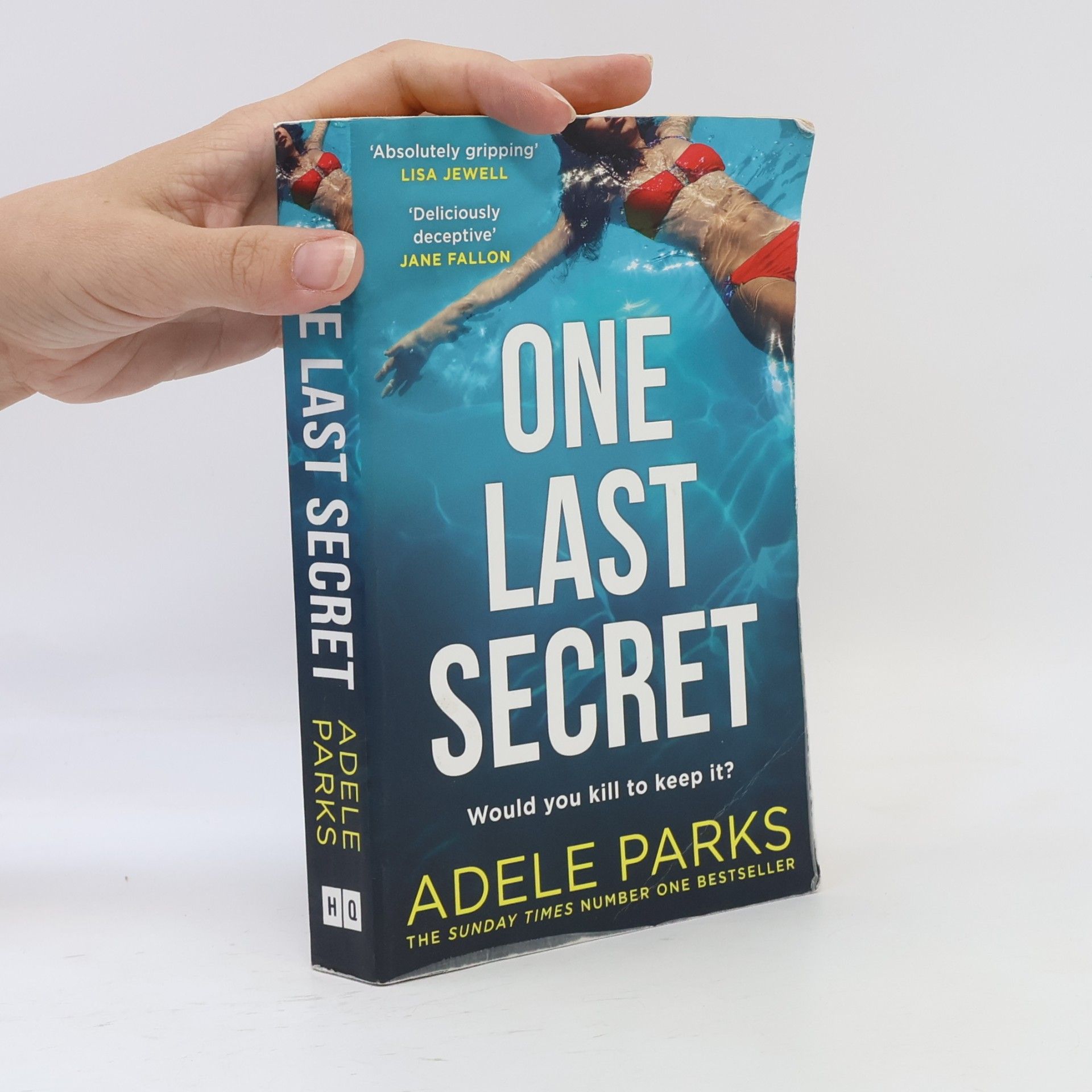 Adele Parks One Last Secret