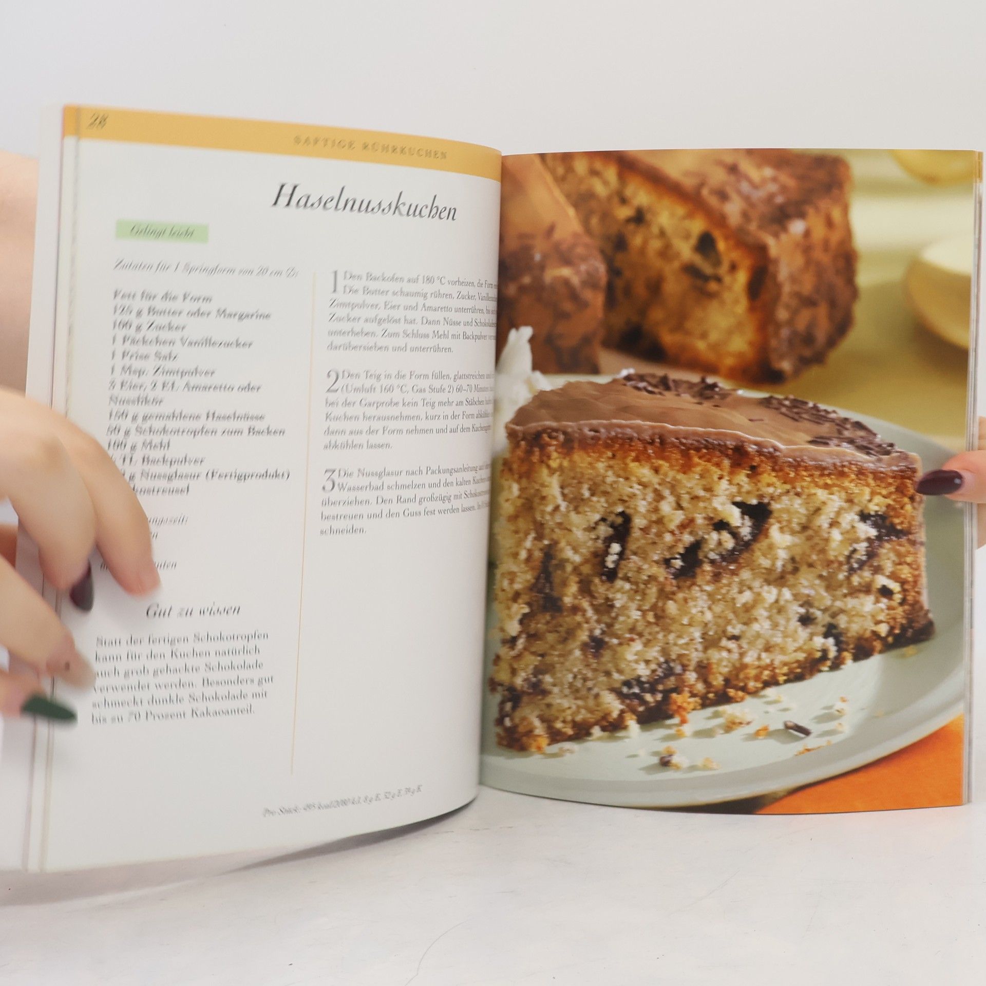 Autorenkollektiv Kleine Kuchen und Torten
