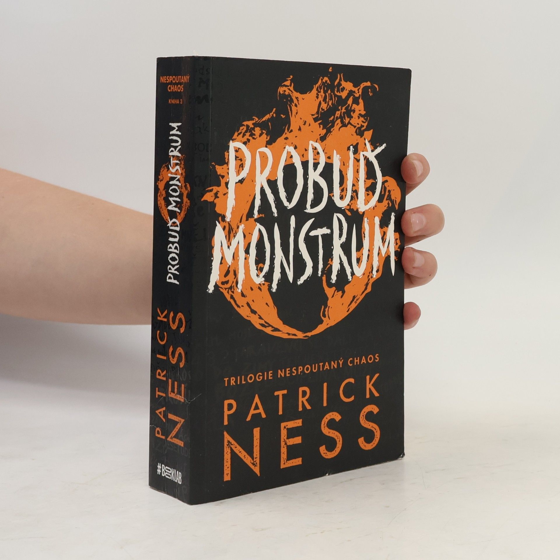 Patrick Ness Probuď monstrum