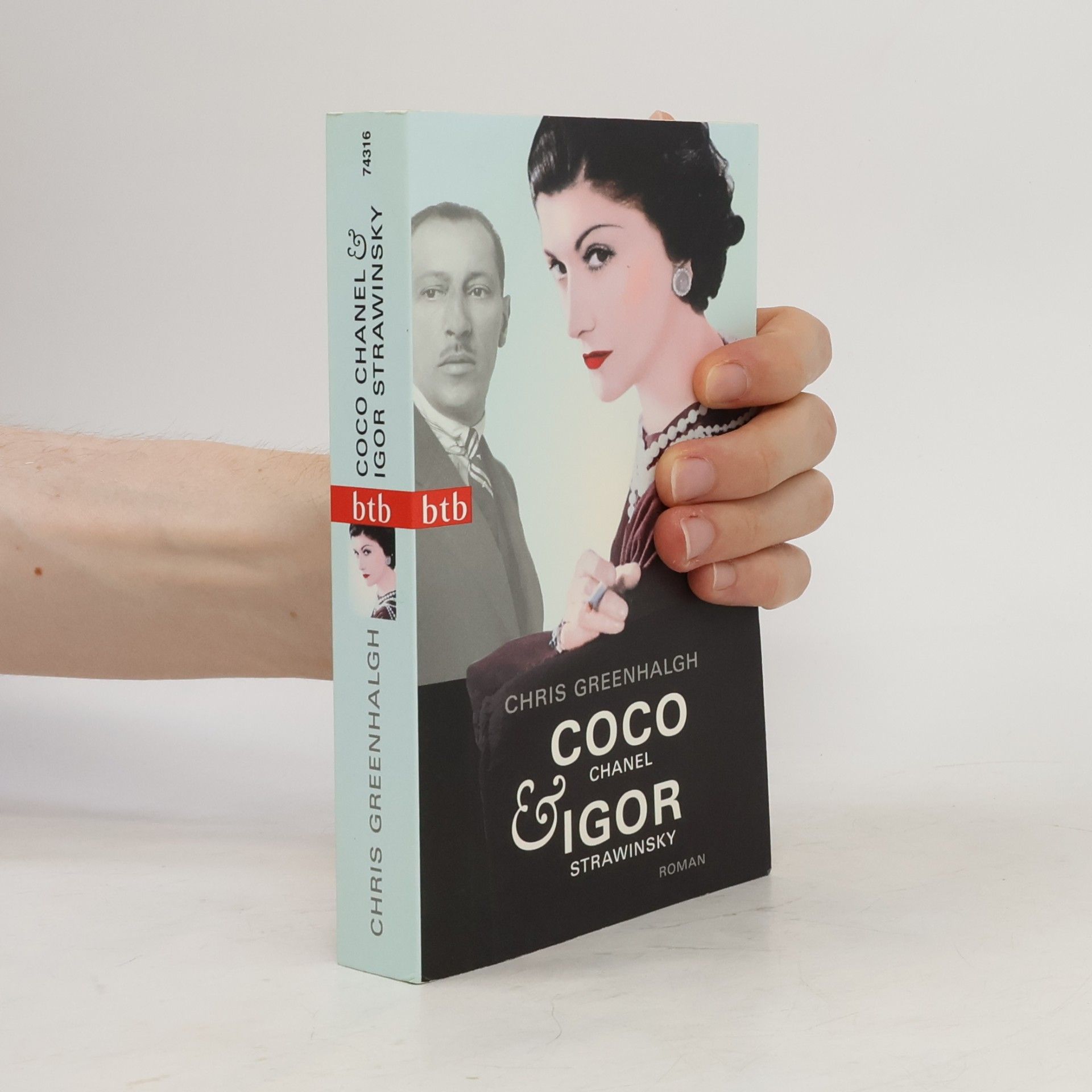 Chris Greenhalgh Coco Chanel & Igor Strawinsky: Roman