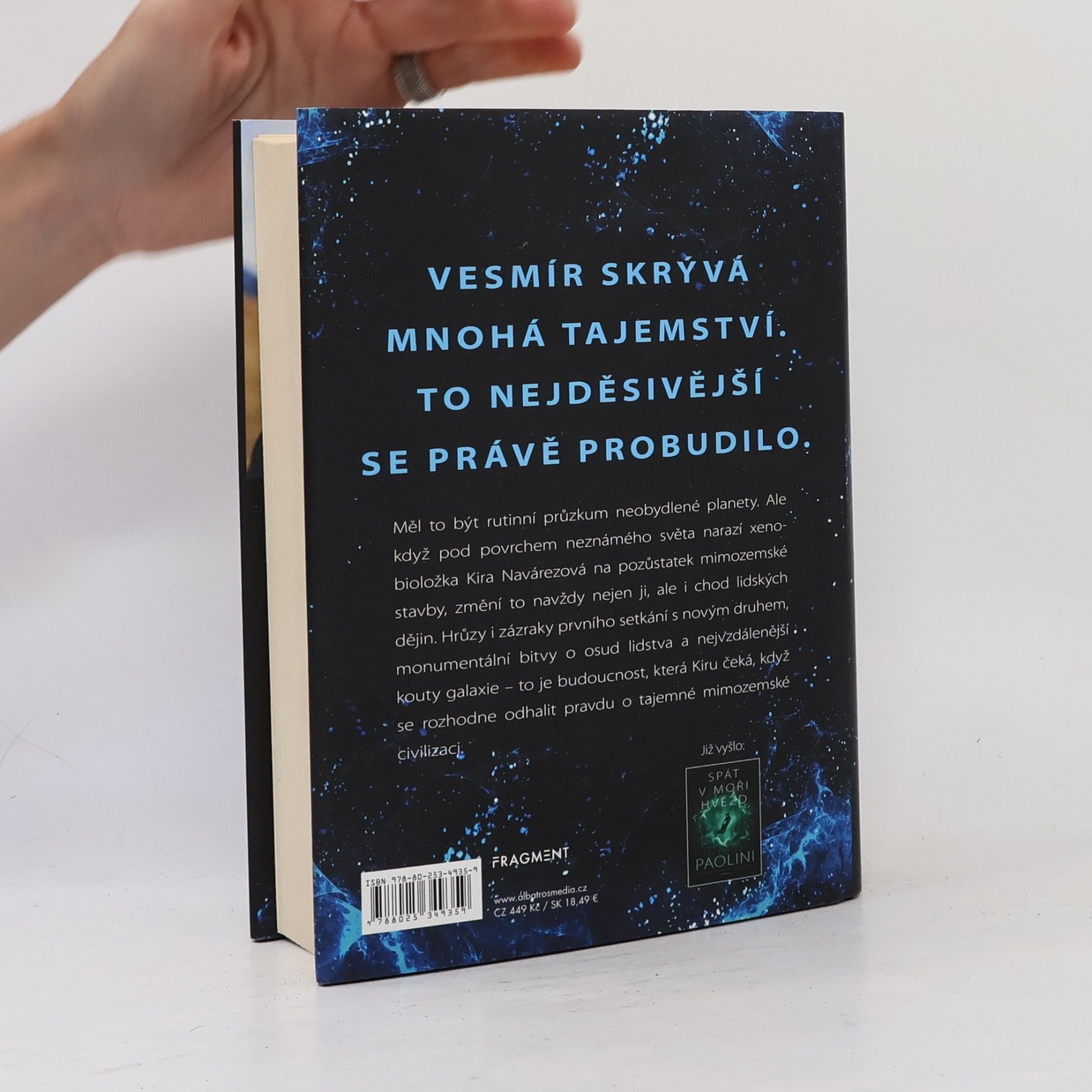 Christopher Paolini Spát v moři hvězd