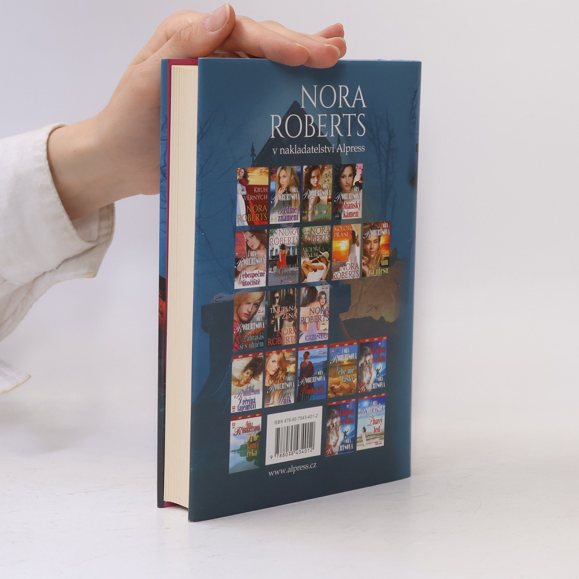 Nora Roberts Tanec bohů