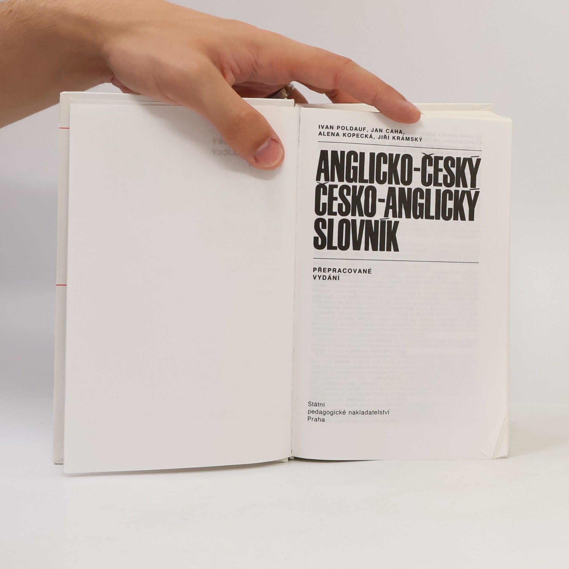 Autorenkollektiv Anglicko-český, česko-anglický slovník