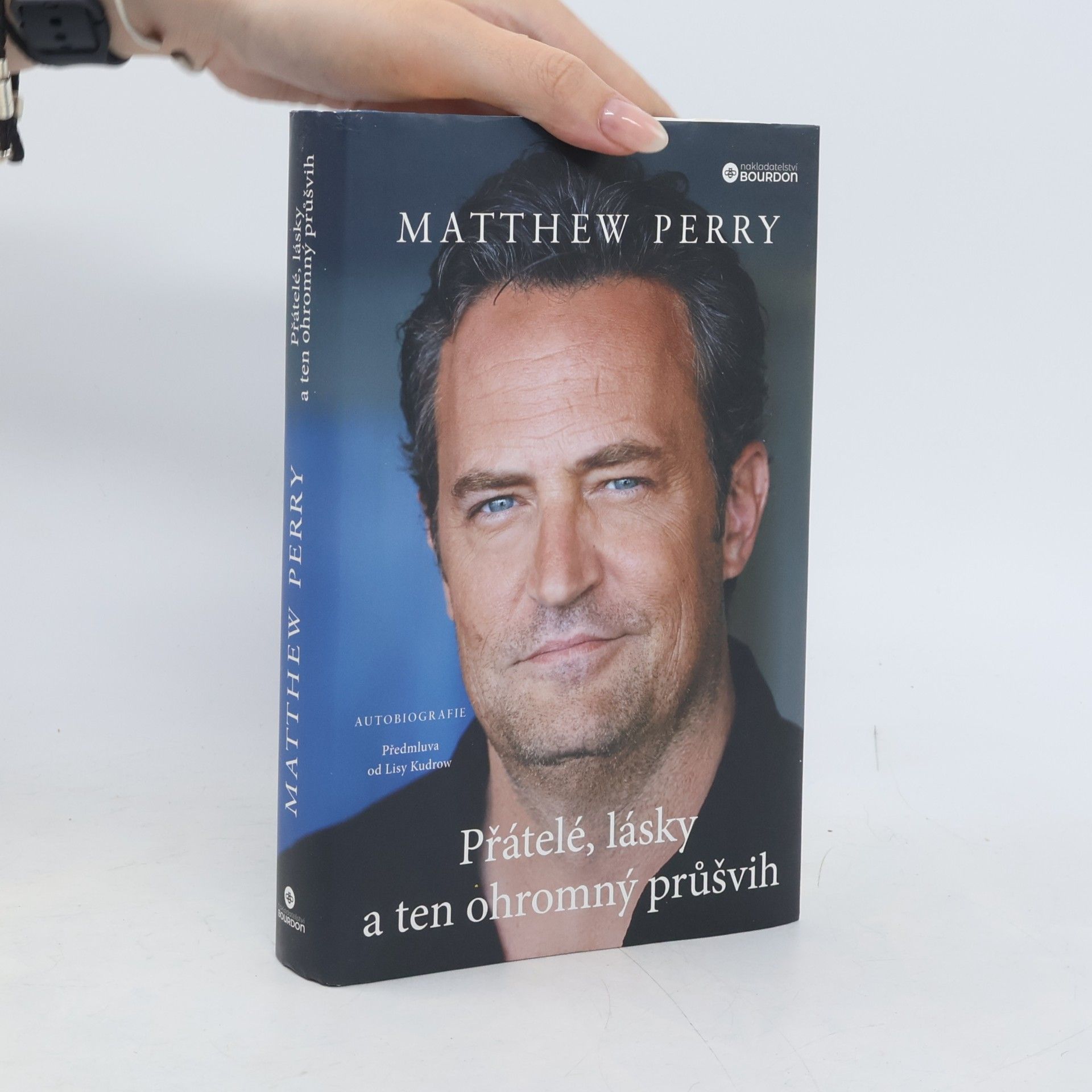 Matthew Perry Přátelé, lásky a ten ohromný průšvih