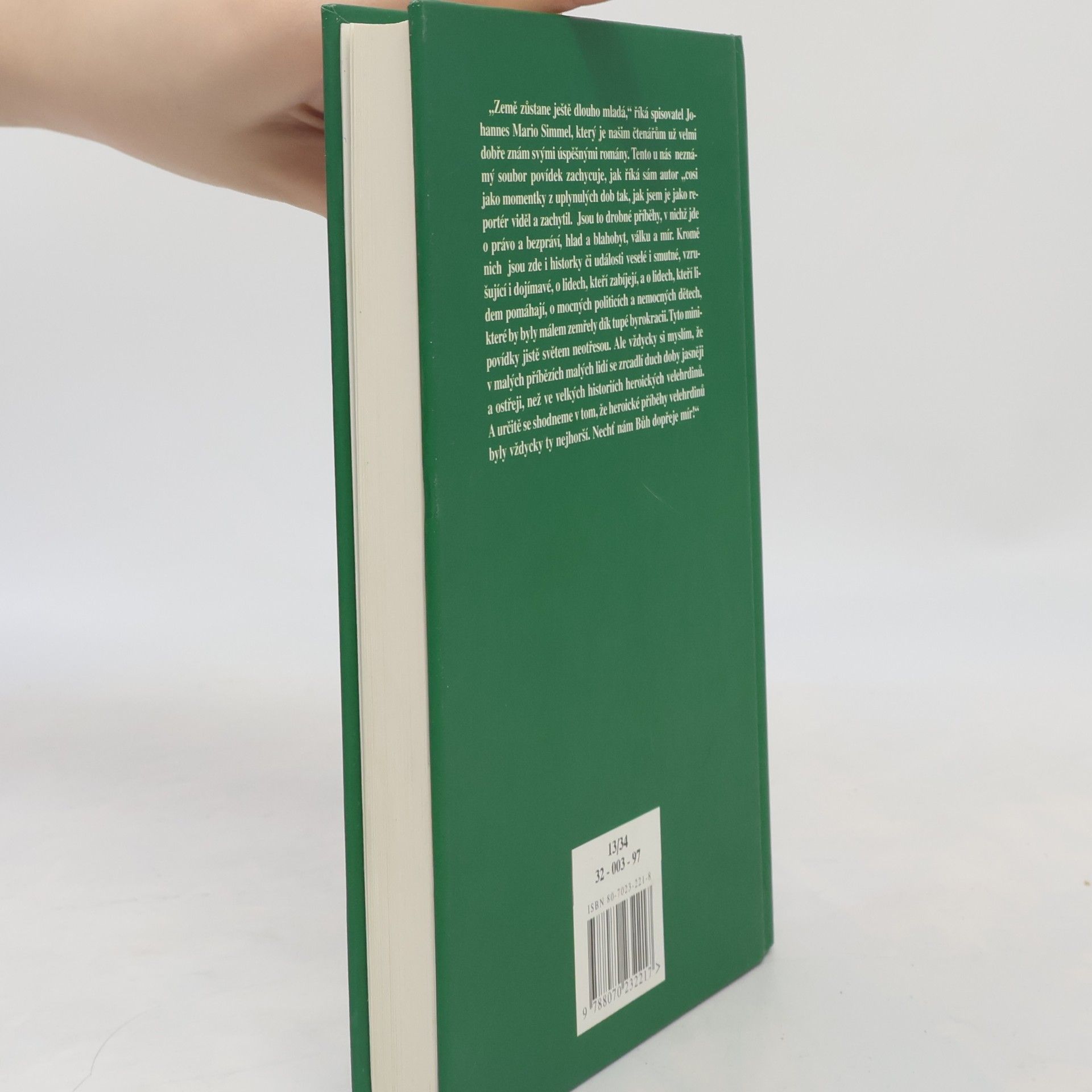 Johannes Mario Simmel Země zůstane ještě dlouho mladá