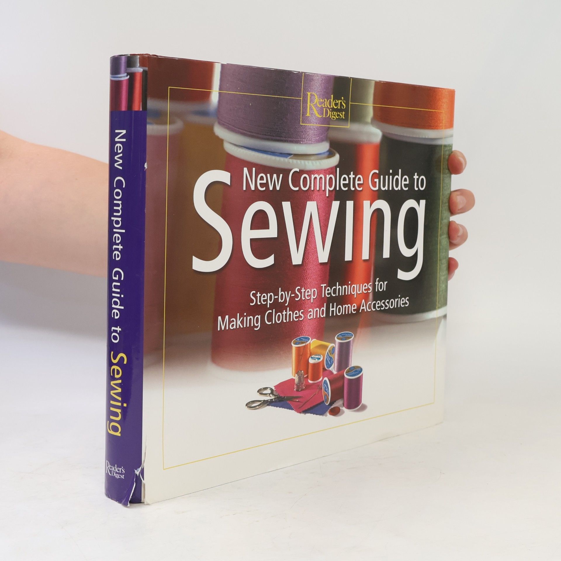 Reader's Digest Association New Complete Guide to Sewing