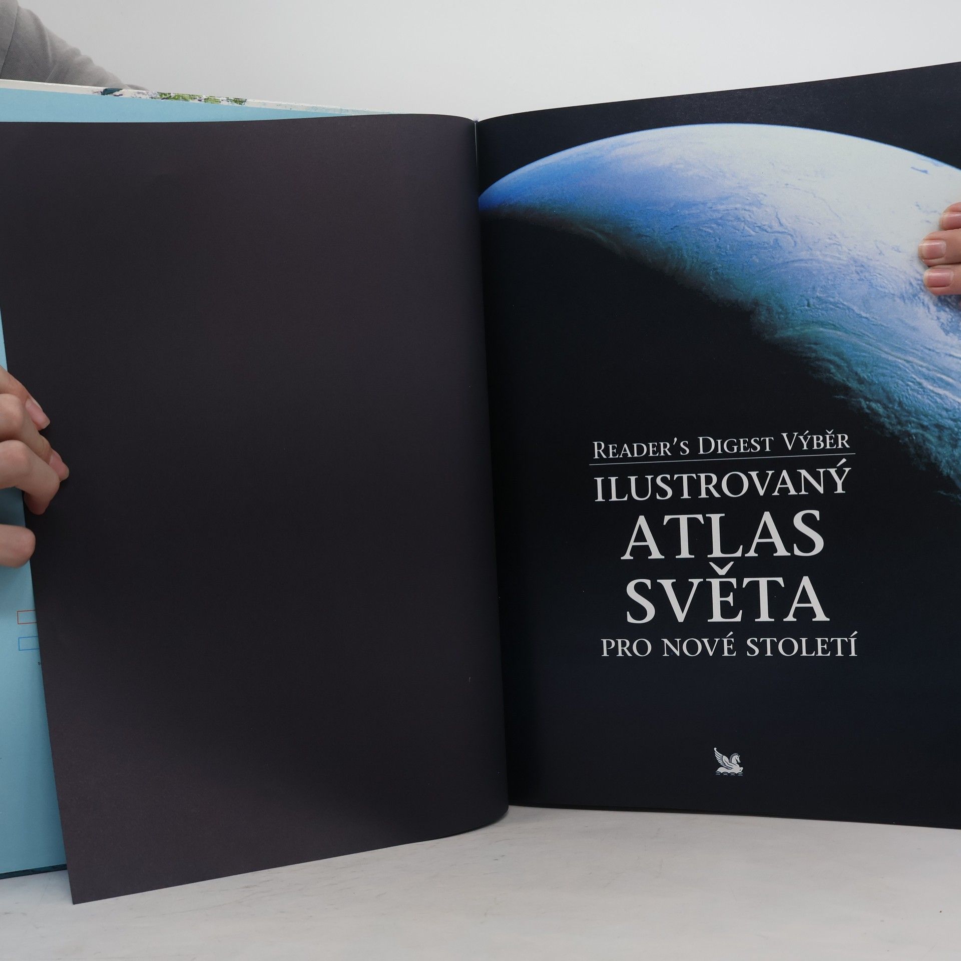 Jiří Hanuš Ilustrovaný atlas světa pro nové století