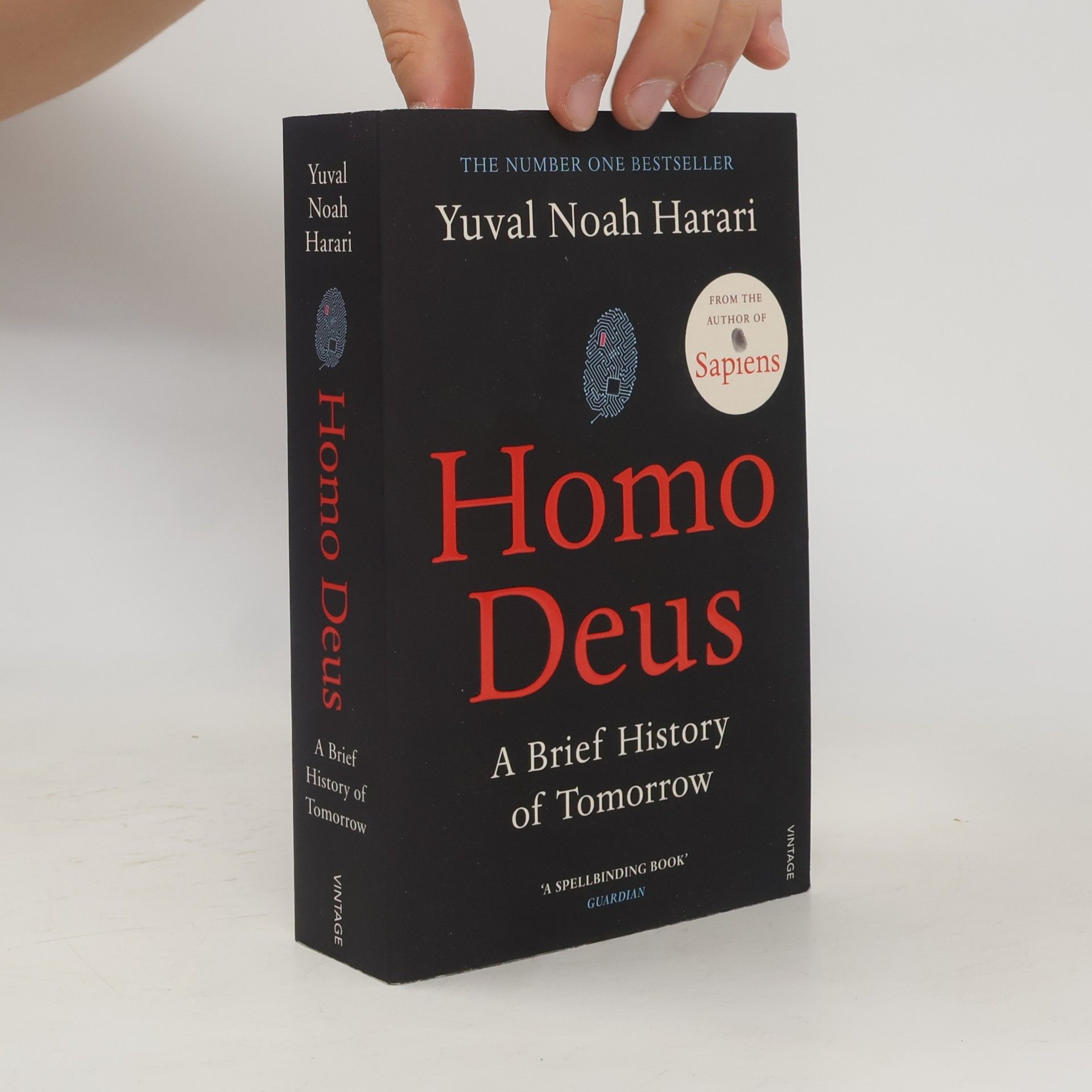 Yuval Noah Harari Homo Deus. A Brief History of Tomorrow