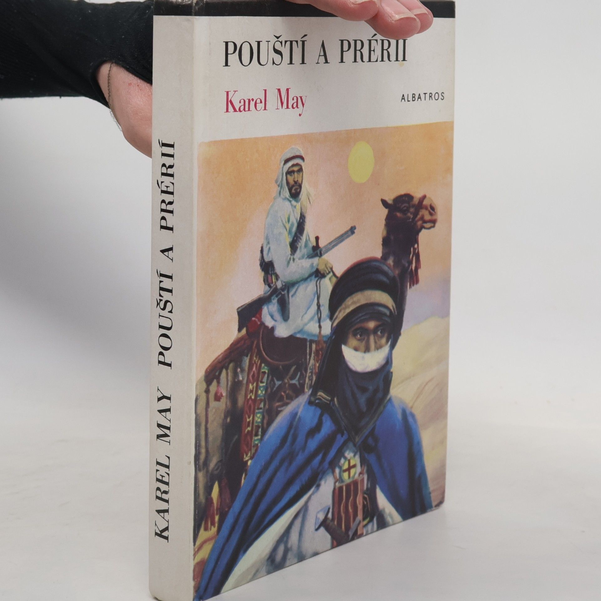 Karl May Pouští a prérií