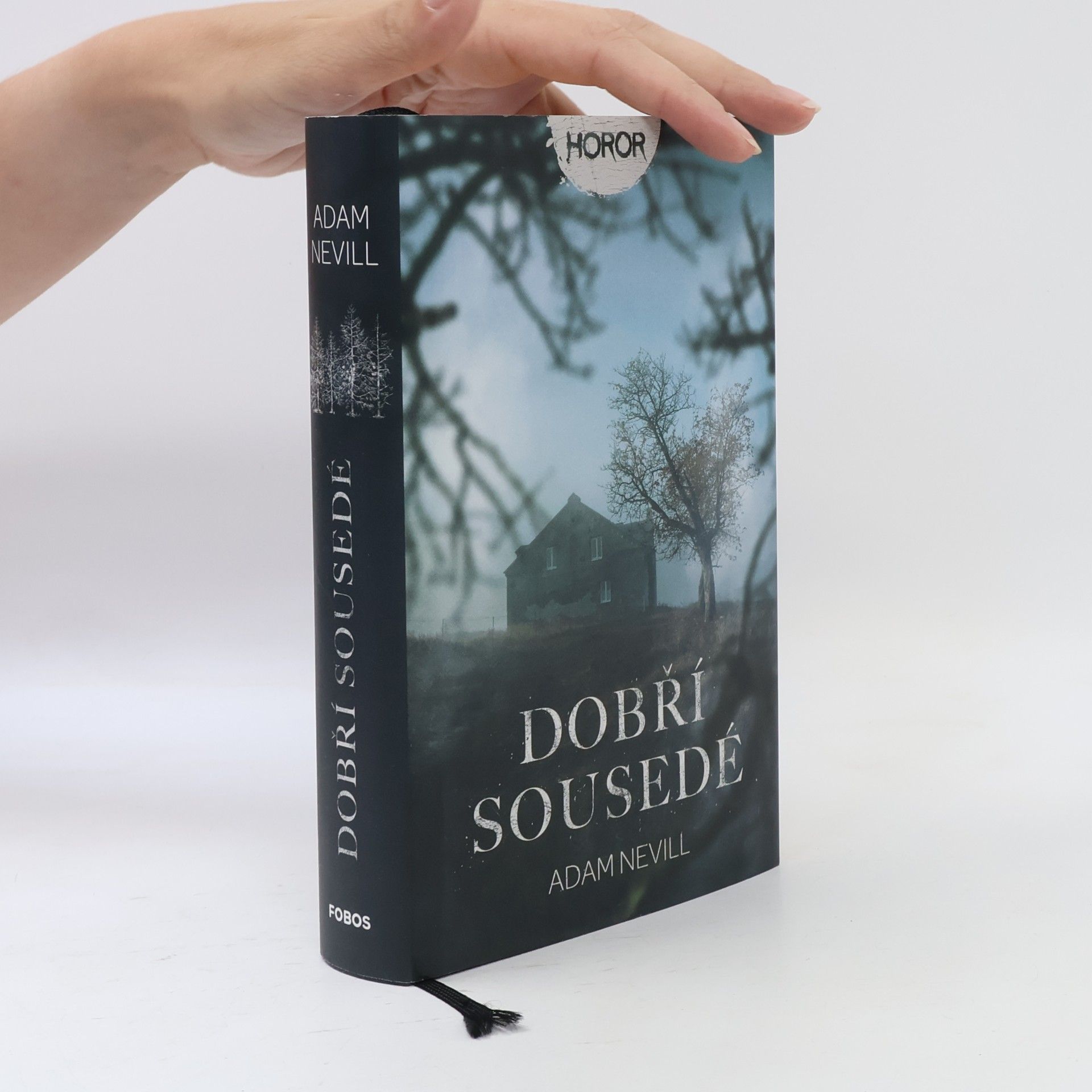 Adam Nevill Dobří sousedé