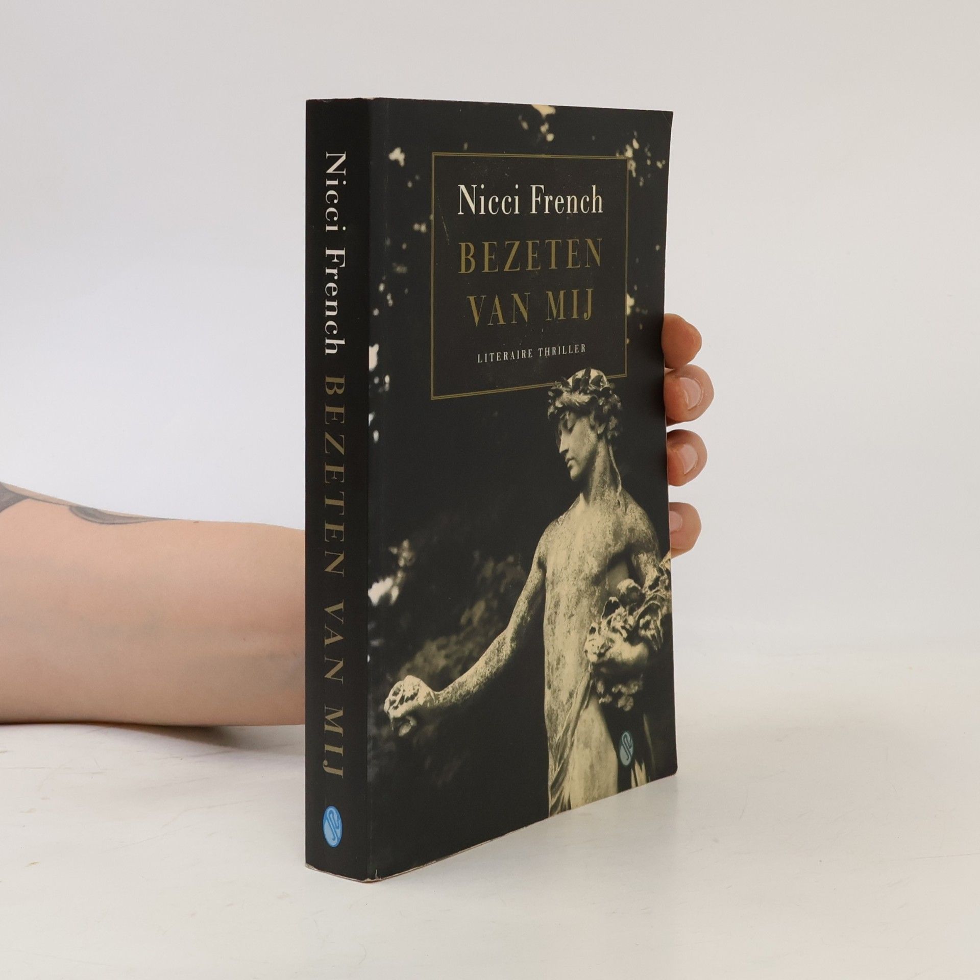 Nicci French Bezeten van mij