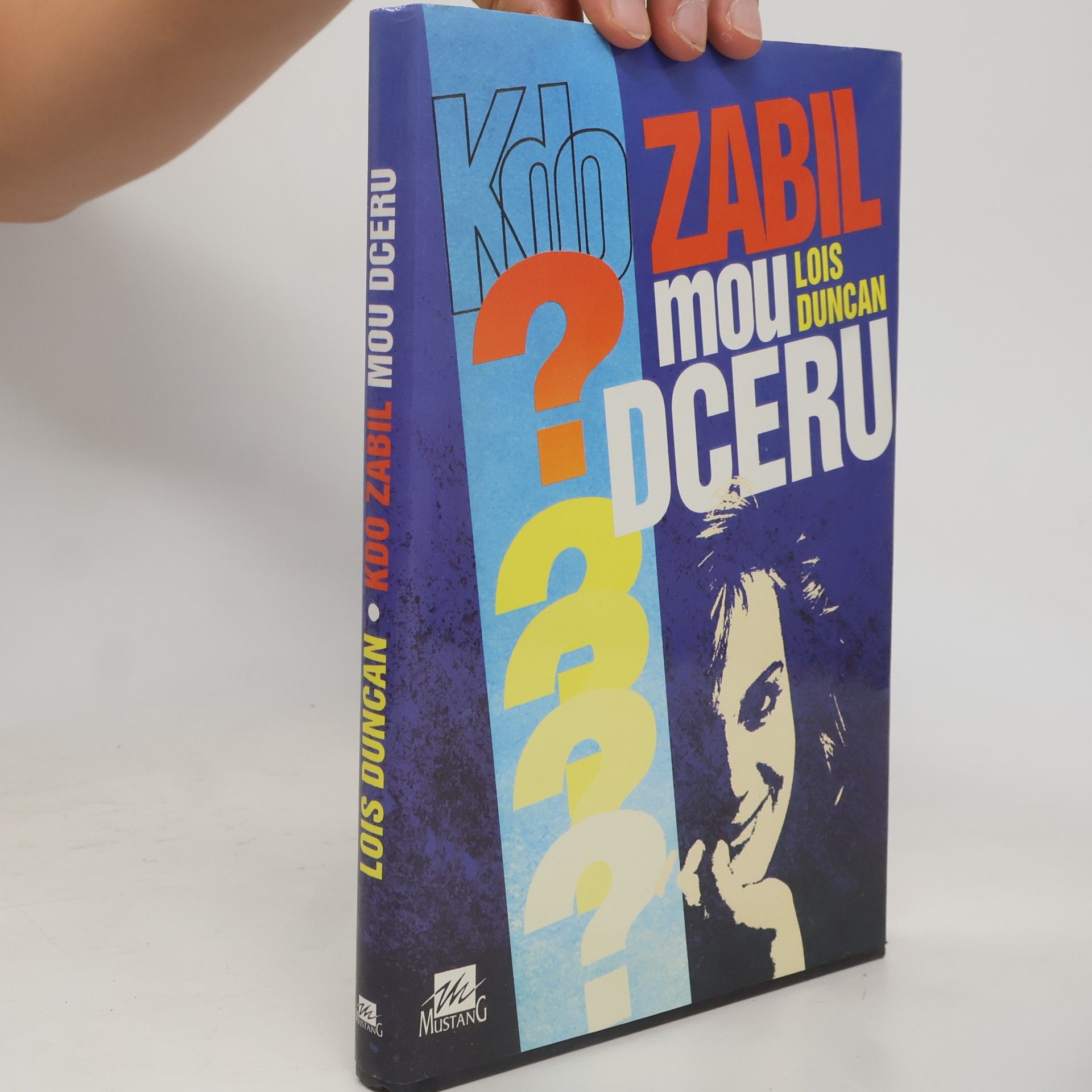 Lois Duncan Kdo zabil mou dceru?