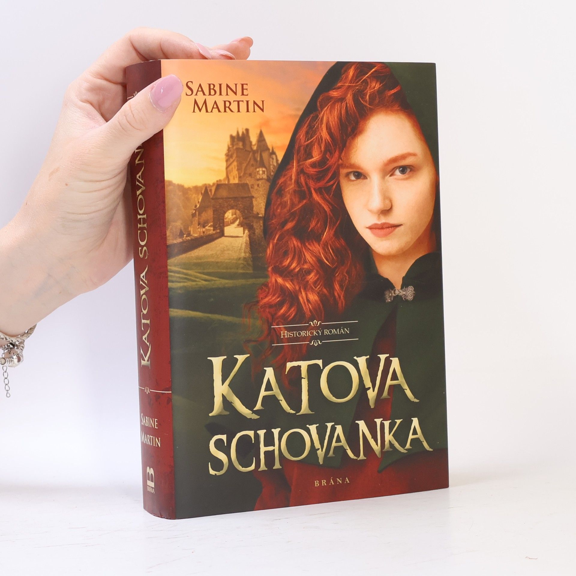 Sabine Martin Katova schovanka