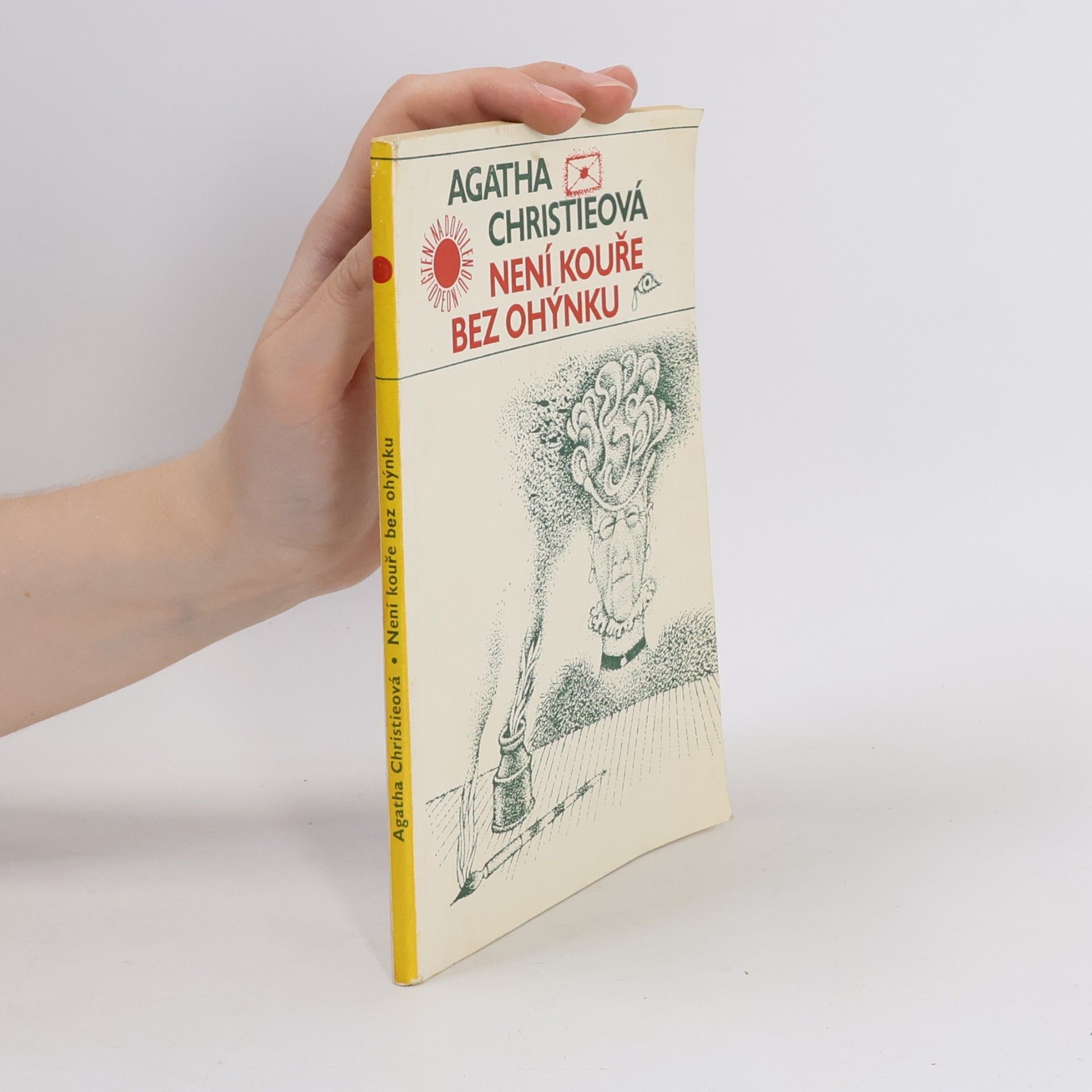 Agatha Christie Není kouře bez ohýnku