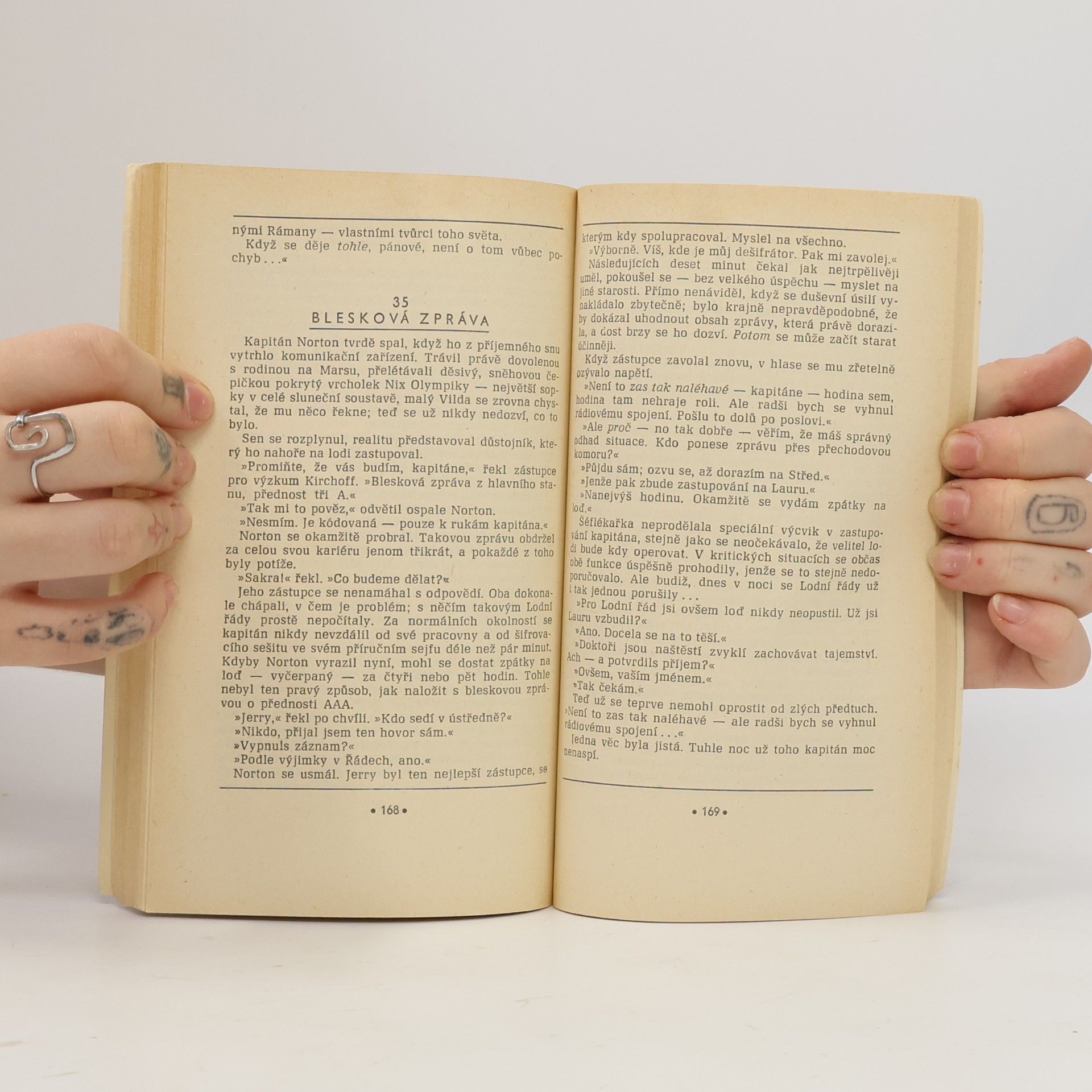 Arthur C. Clarke Setkání s Rámou
