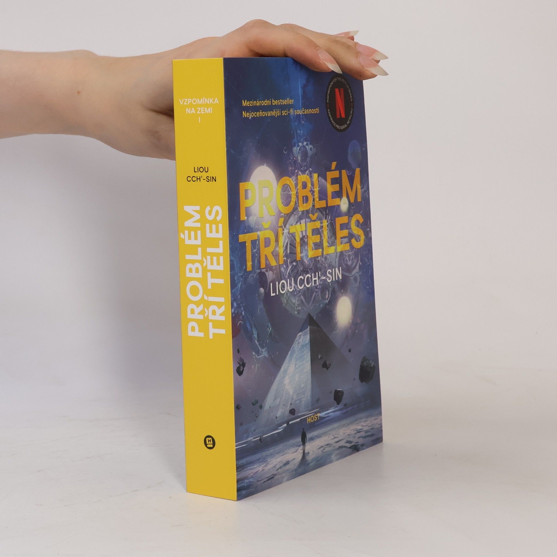 Cixin Liu Problém tří těles