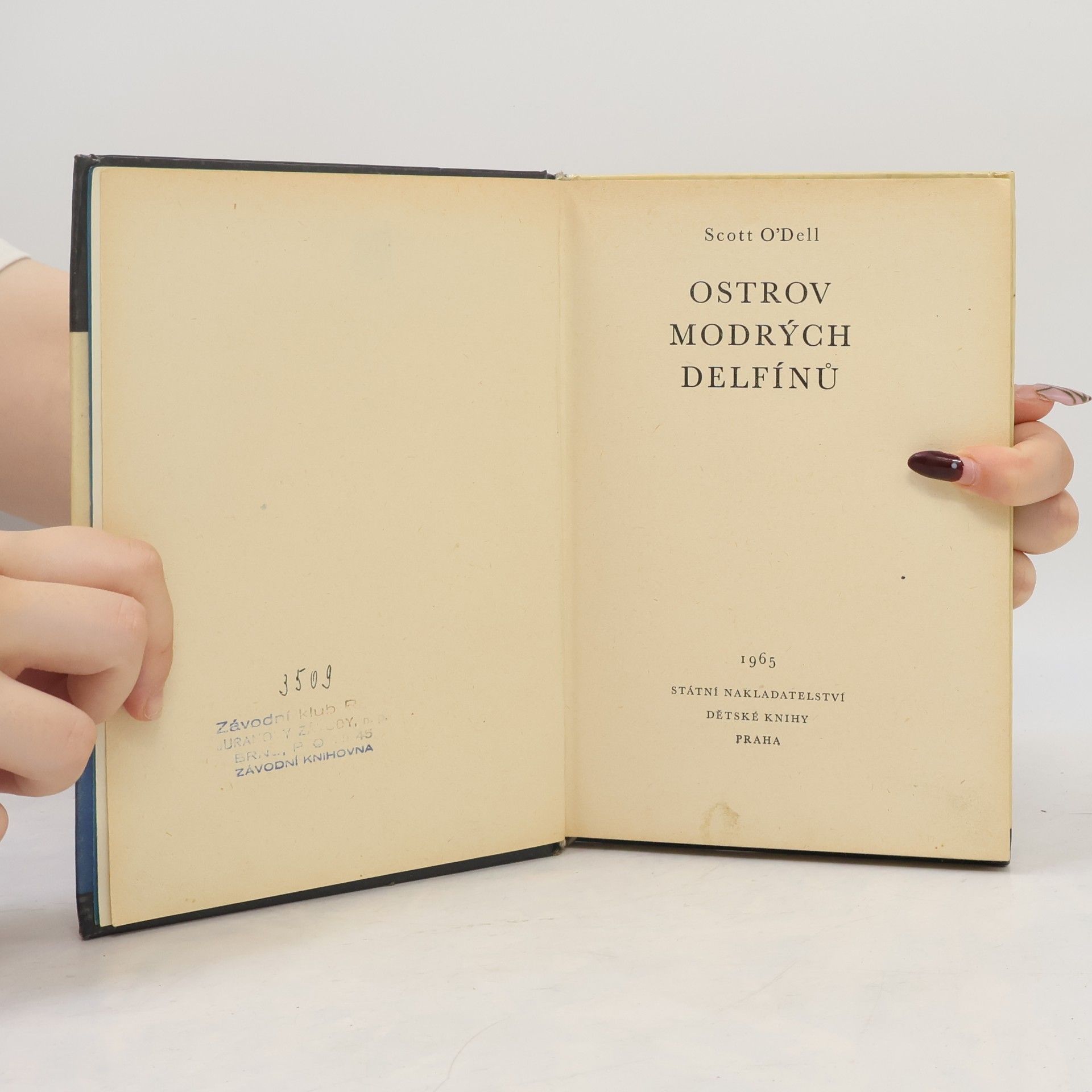 Scott O. Dell Ostrov modrých delfínů