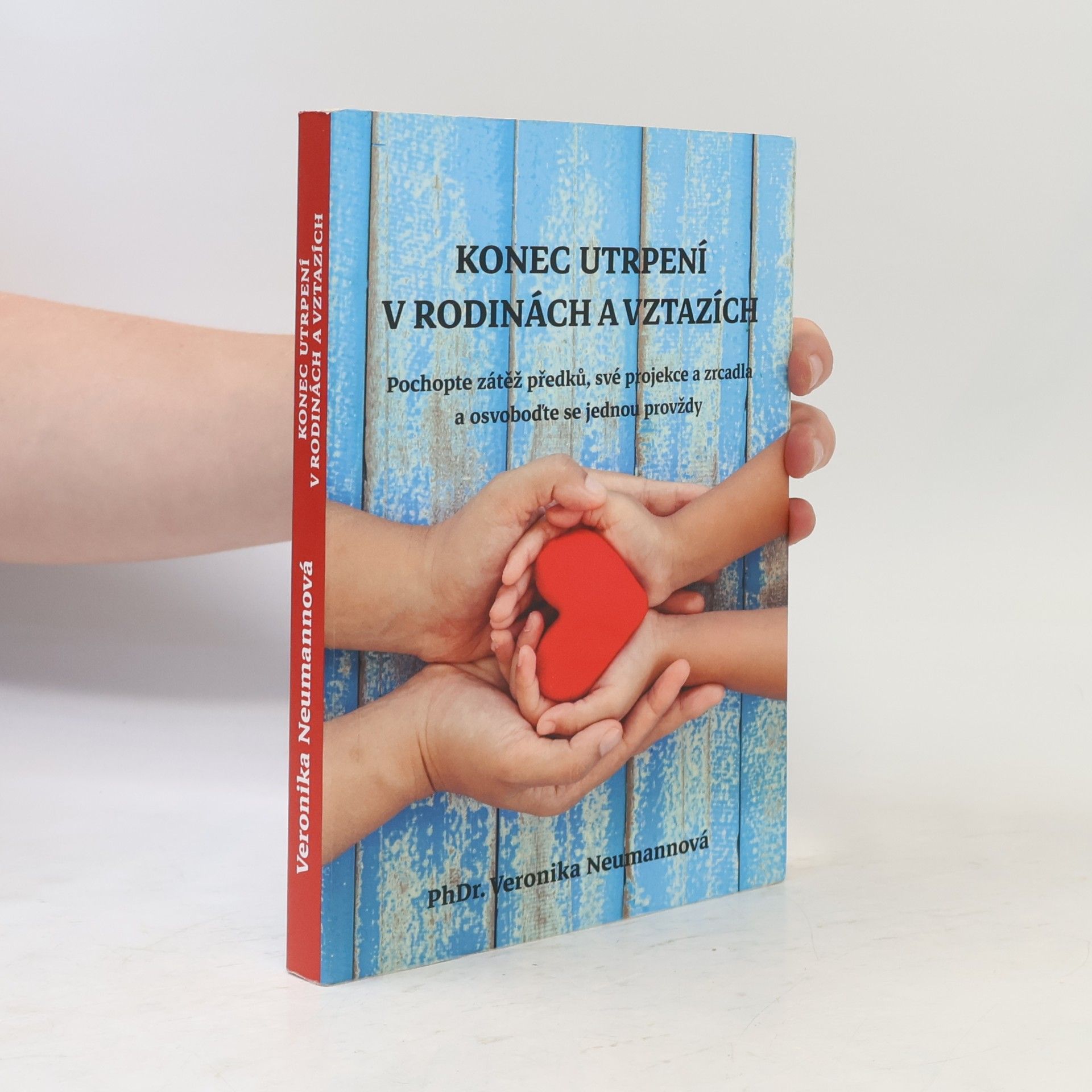 Konec utrpení v rodinách a vztazích. Pochopte zátěž předků, své projekce a zrcadla a osvoboďte se jednou provždy