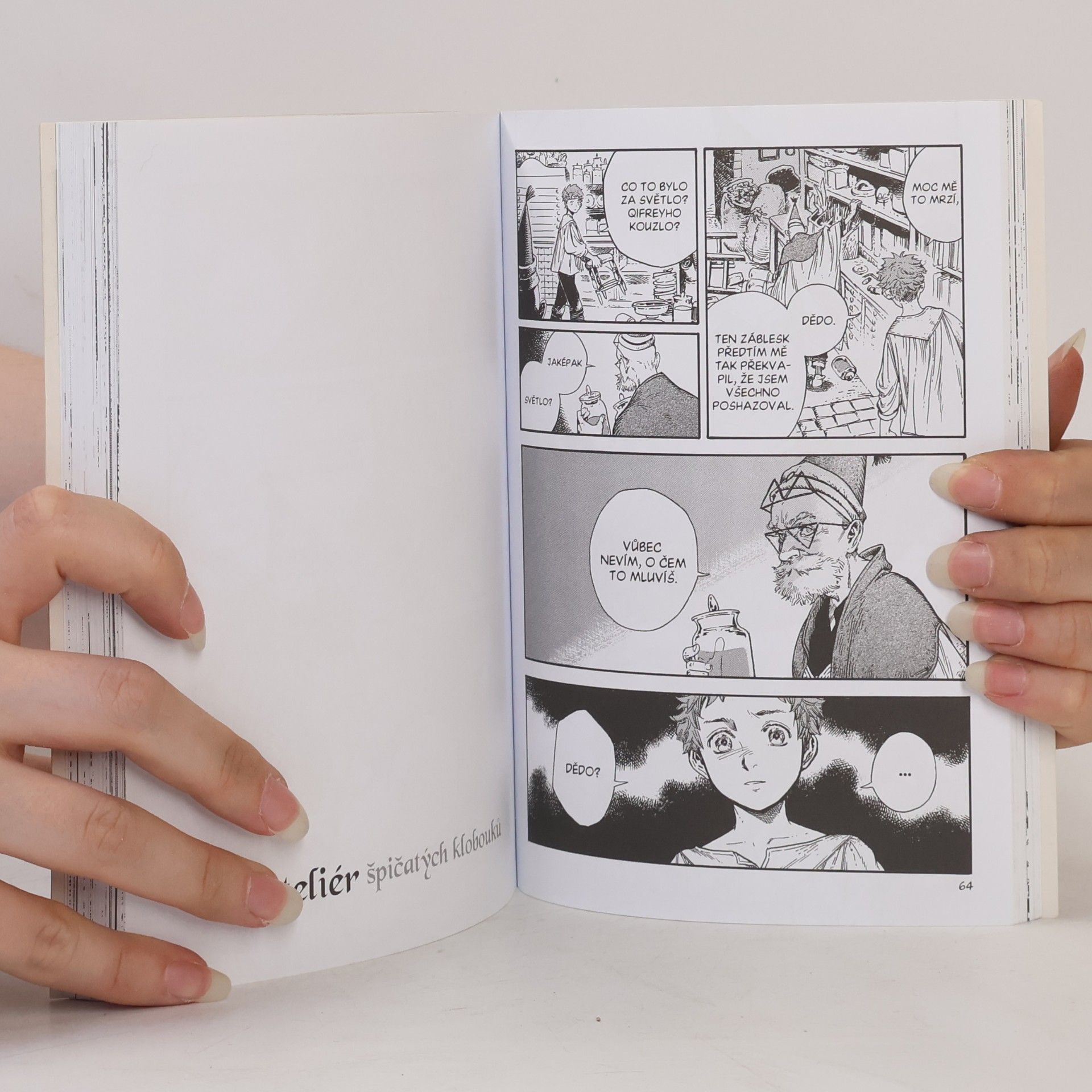 Kamome Shirahama Ateliér špičatých klobouků 3