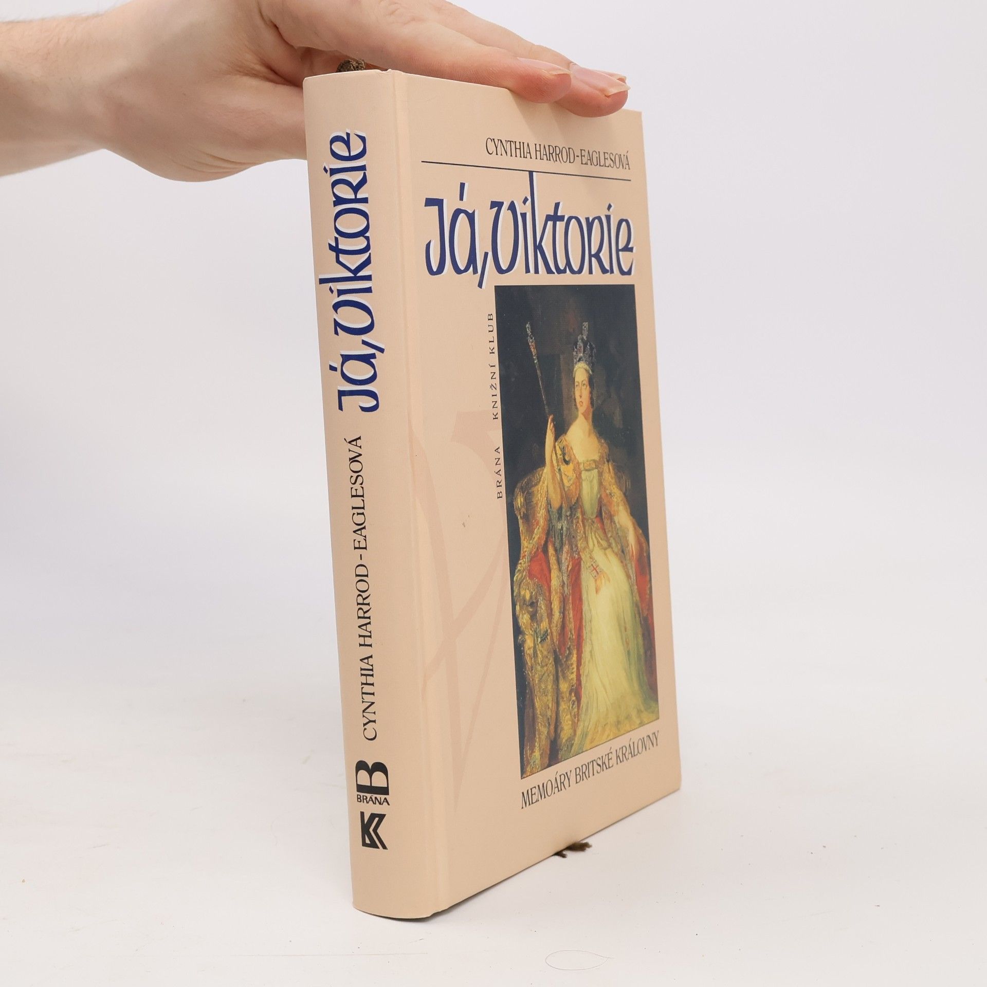 Cynthia Harrod-Eagles Já, Viktorie: Memoáry britské královny