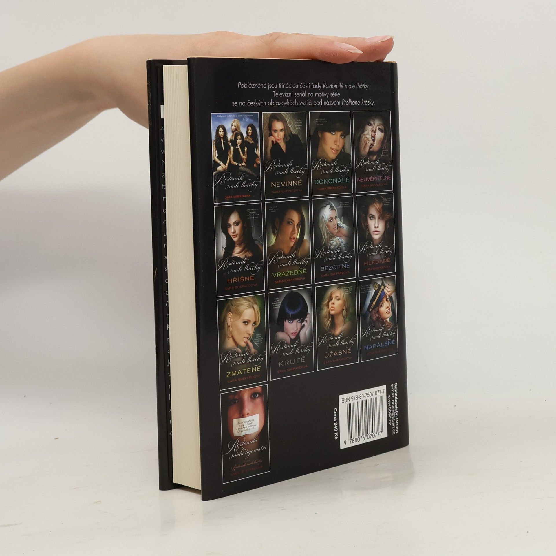 Sara Shepard Roztomilé malé lhářky. Poblázněné