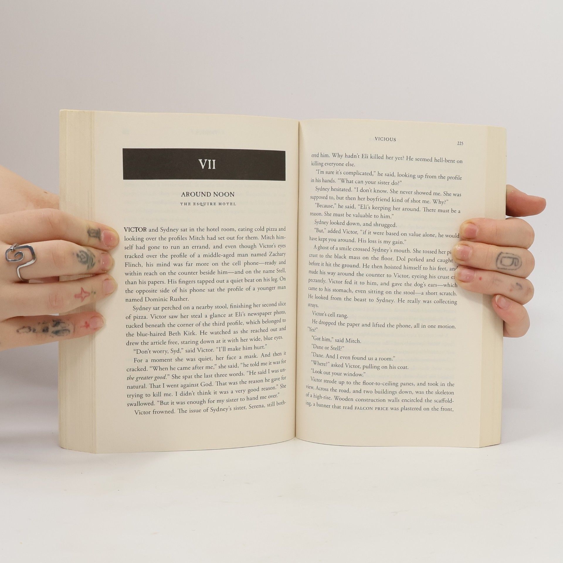 V. E. Schwab Vicious