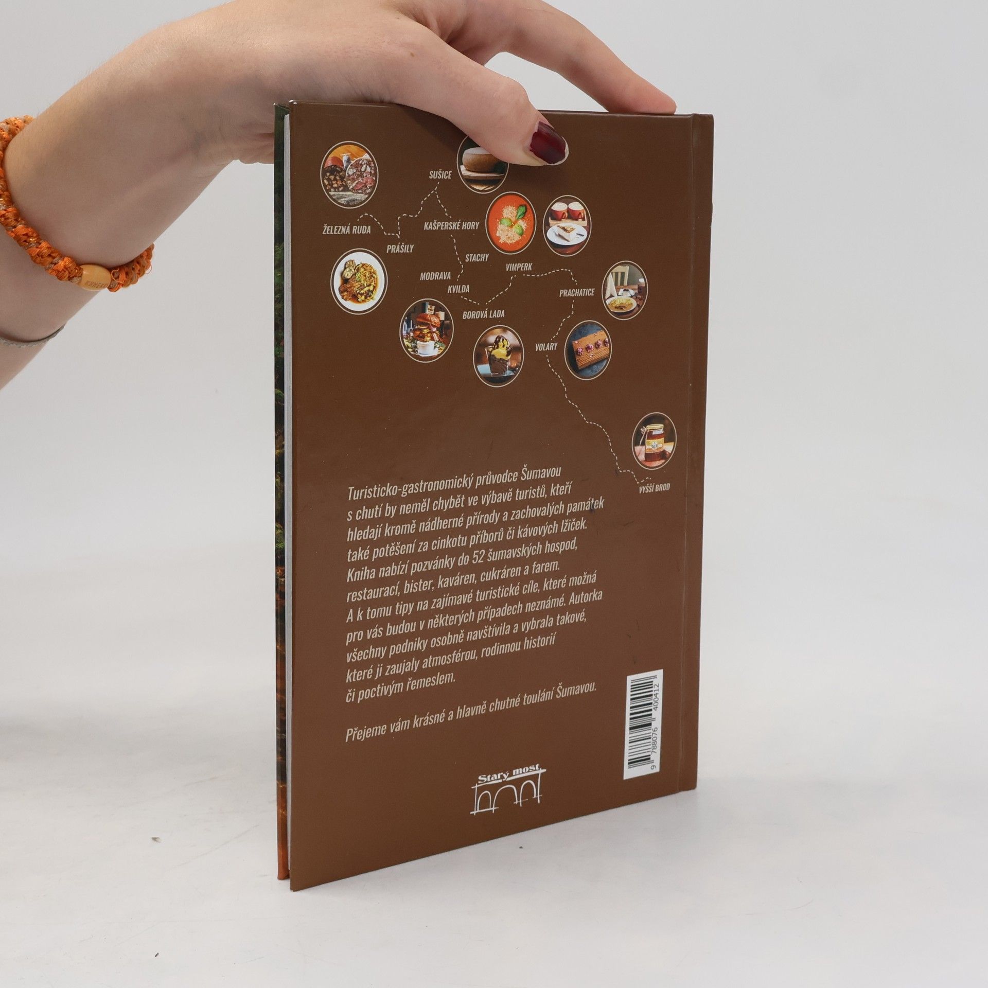 Marie Šlehoferová Šumavou s chutí: turisticko-gastronomický průvodce