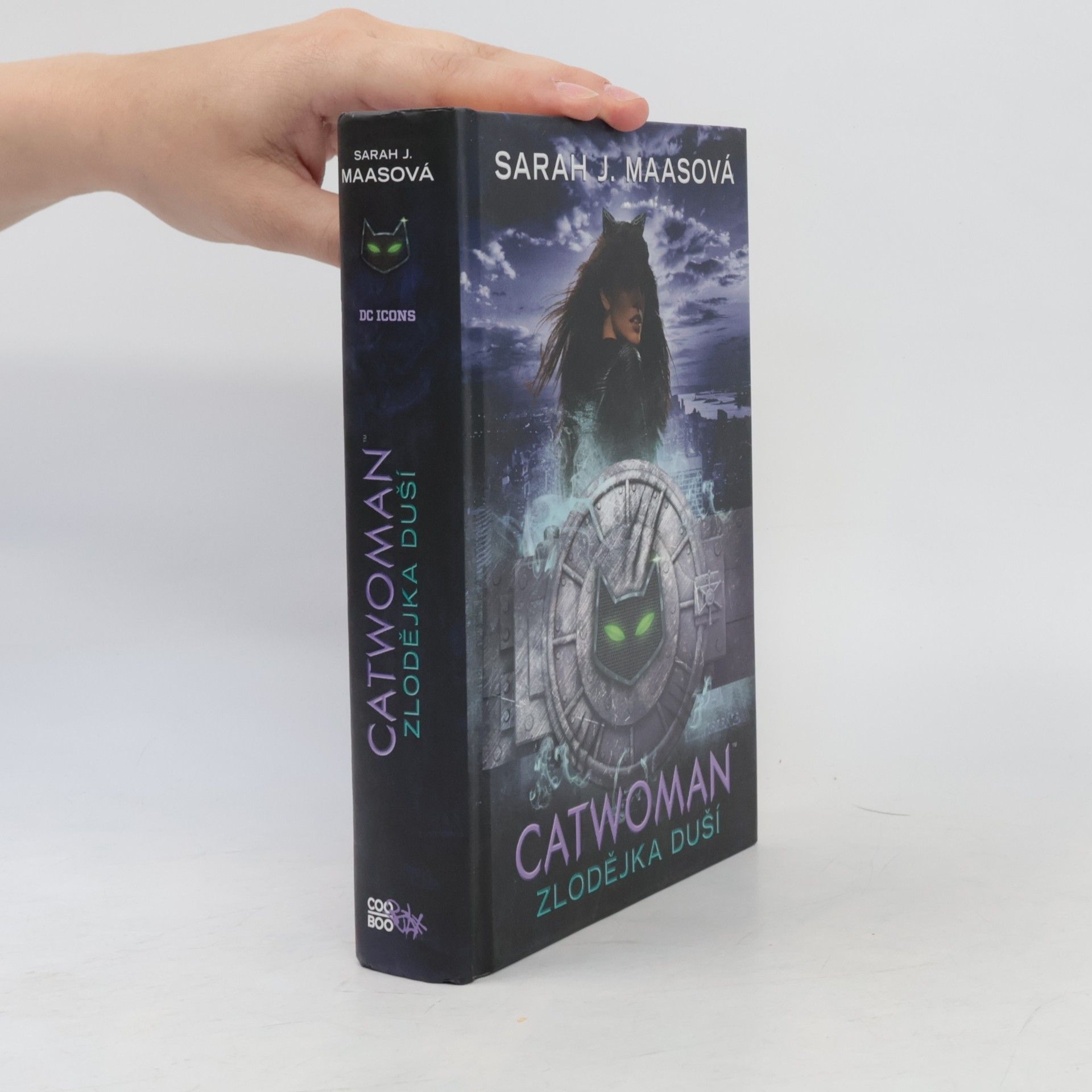Sarah J. Maas Catwoman: Zlodějka duší