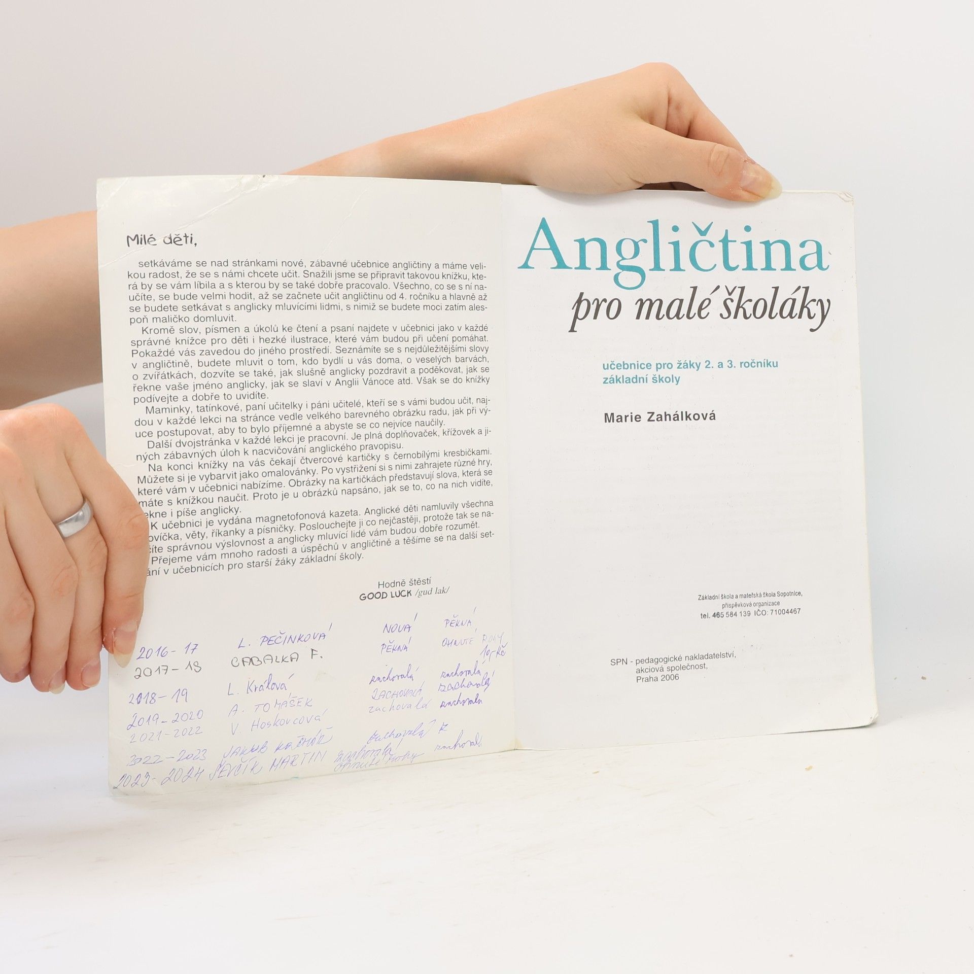 Marie Zahálková Angličtina pro malé školáky: Učebnice pro žáky 2. a 3. ročníku základní školy