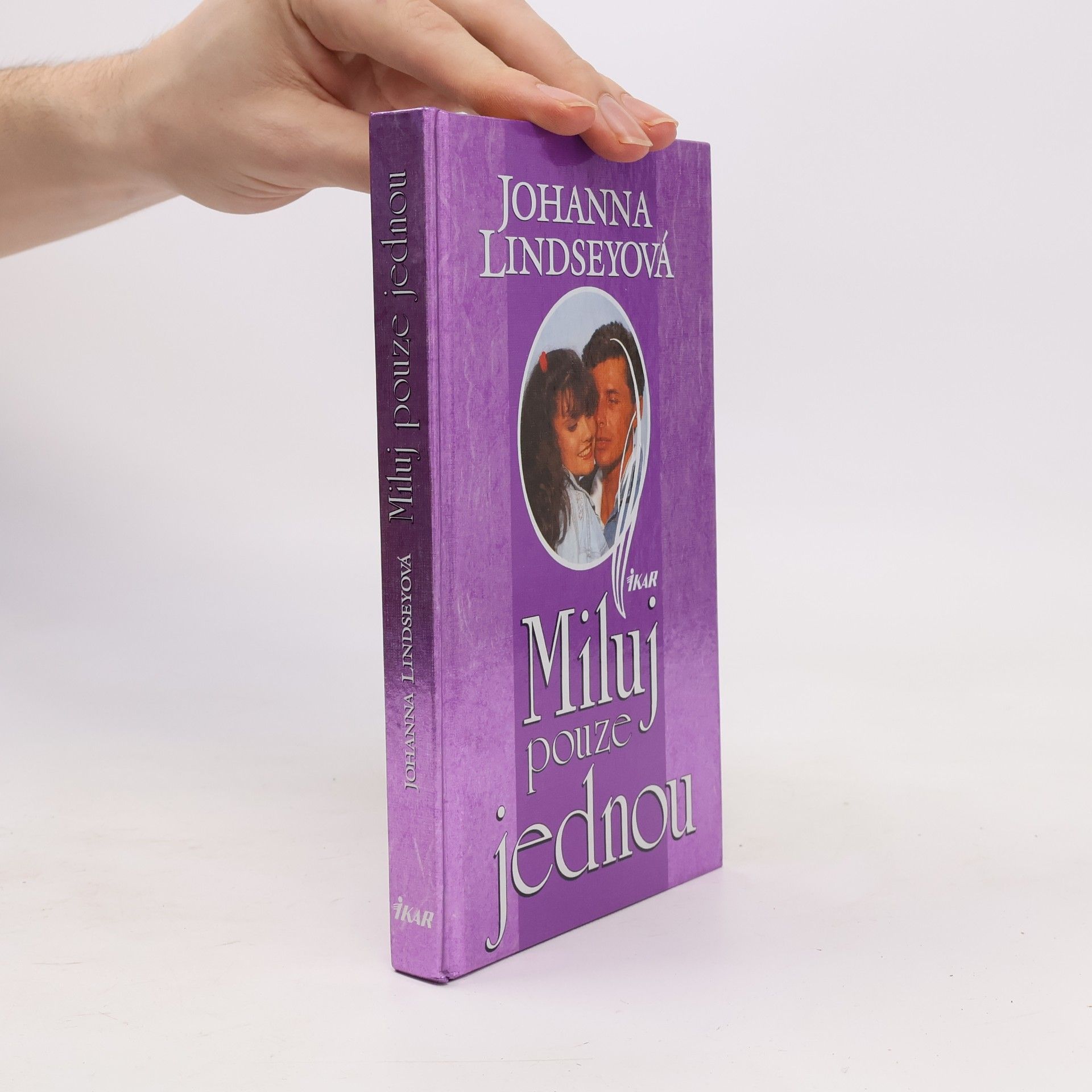 Johanna Lindsey Miluj pouze jednou