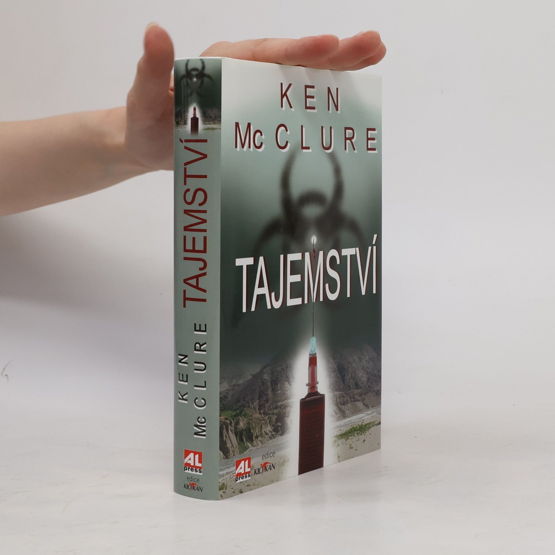 Ken McClure Tajemství