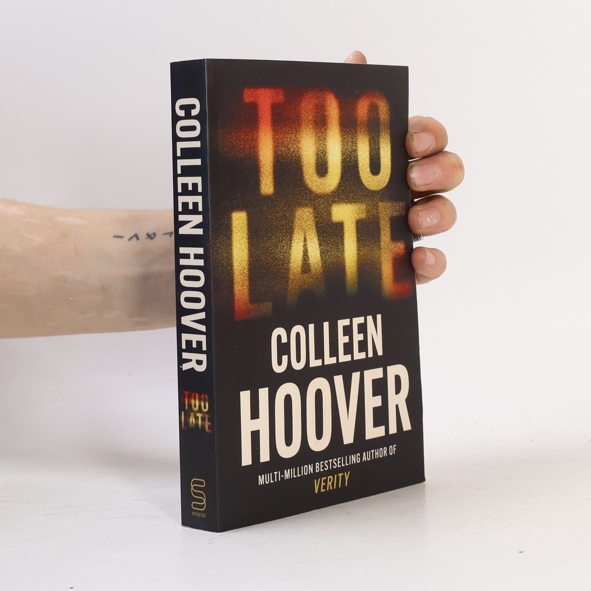 Colleen Hooverová Too Late