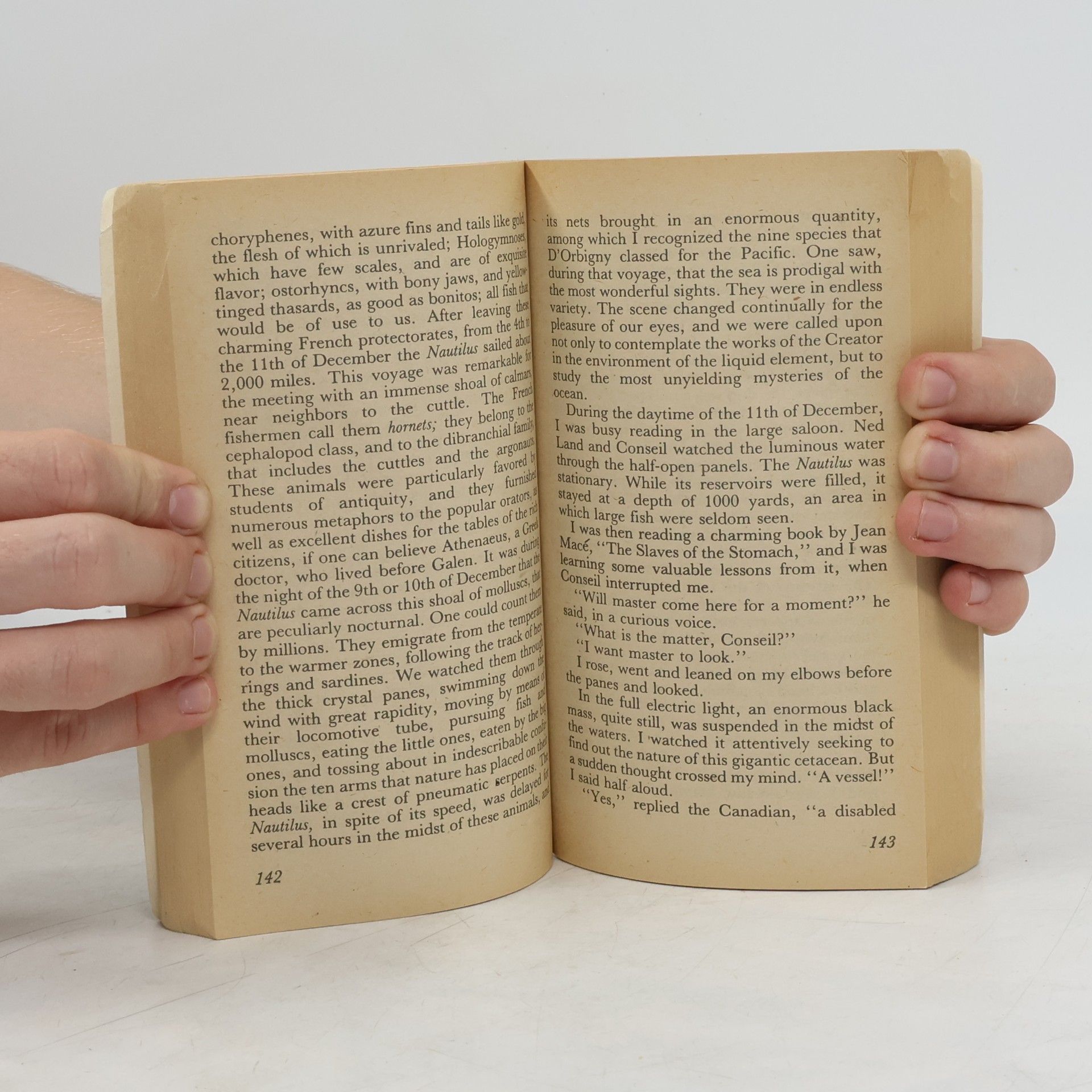 Jules Verne Twenty Thousand Leagues Under the Sea