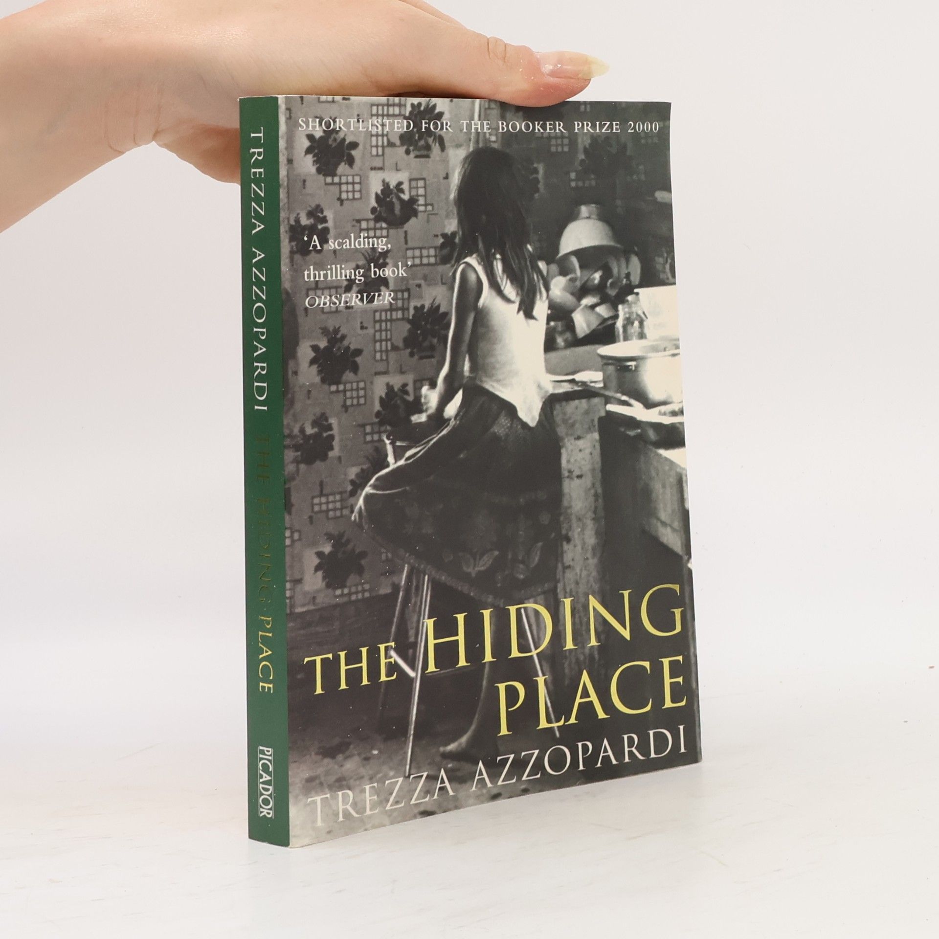 Trezza Azzopardi The hiding place