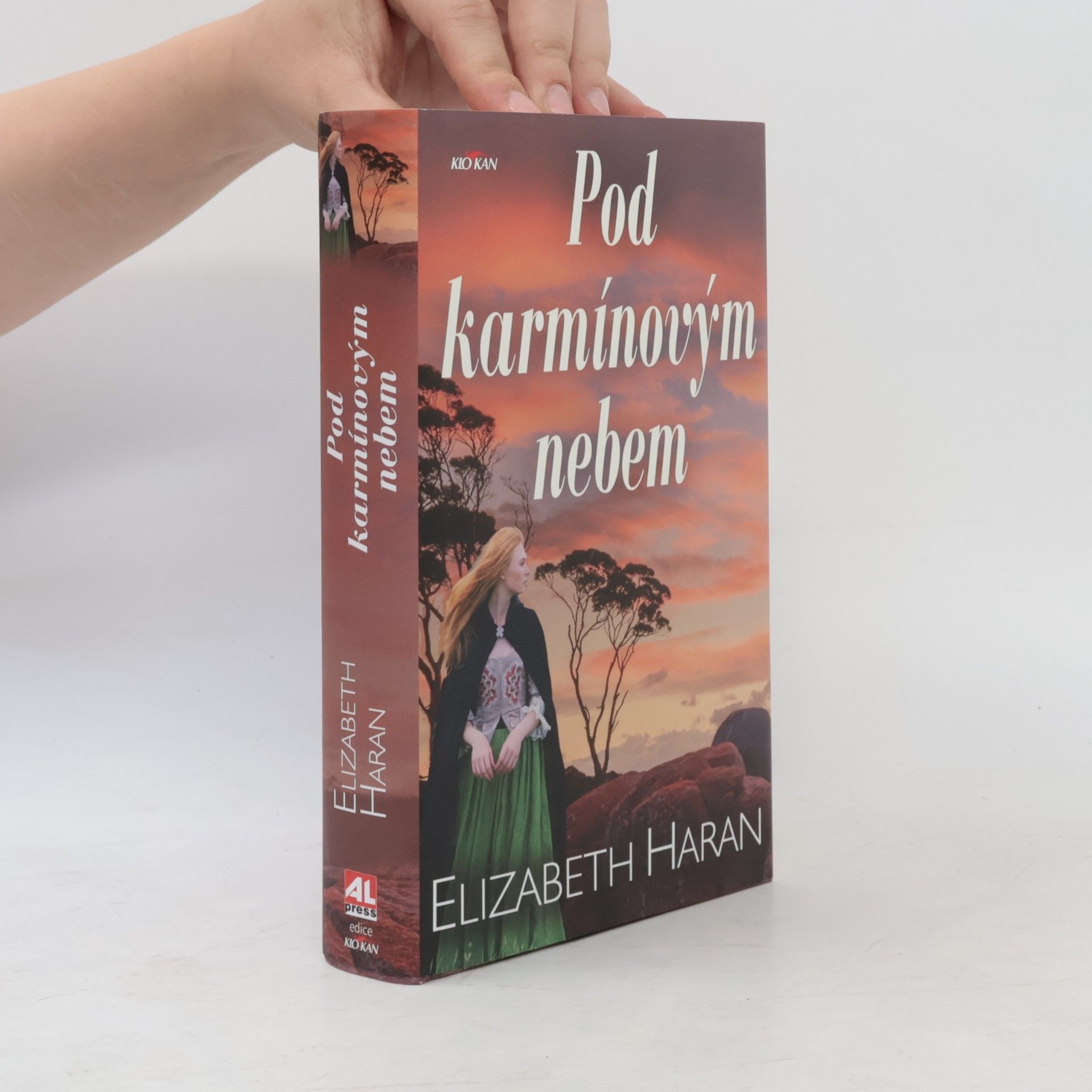 Elizabeth Haran Pod karmínovým nebem