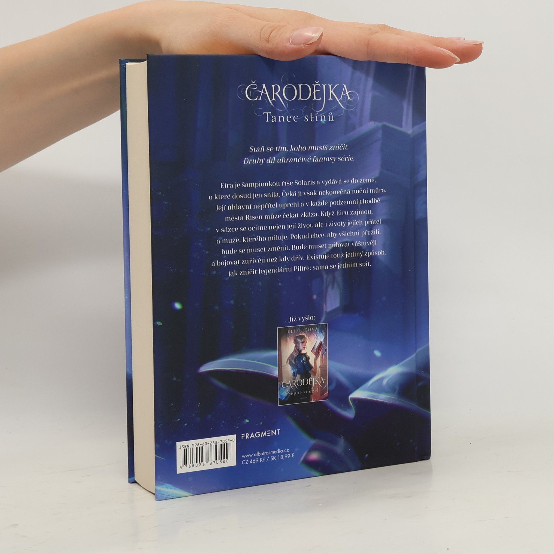 Elise Kova Čarodějka. Tanec stínů