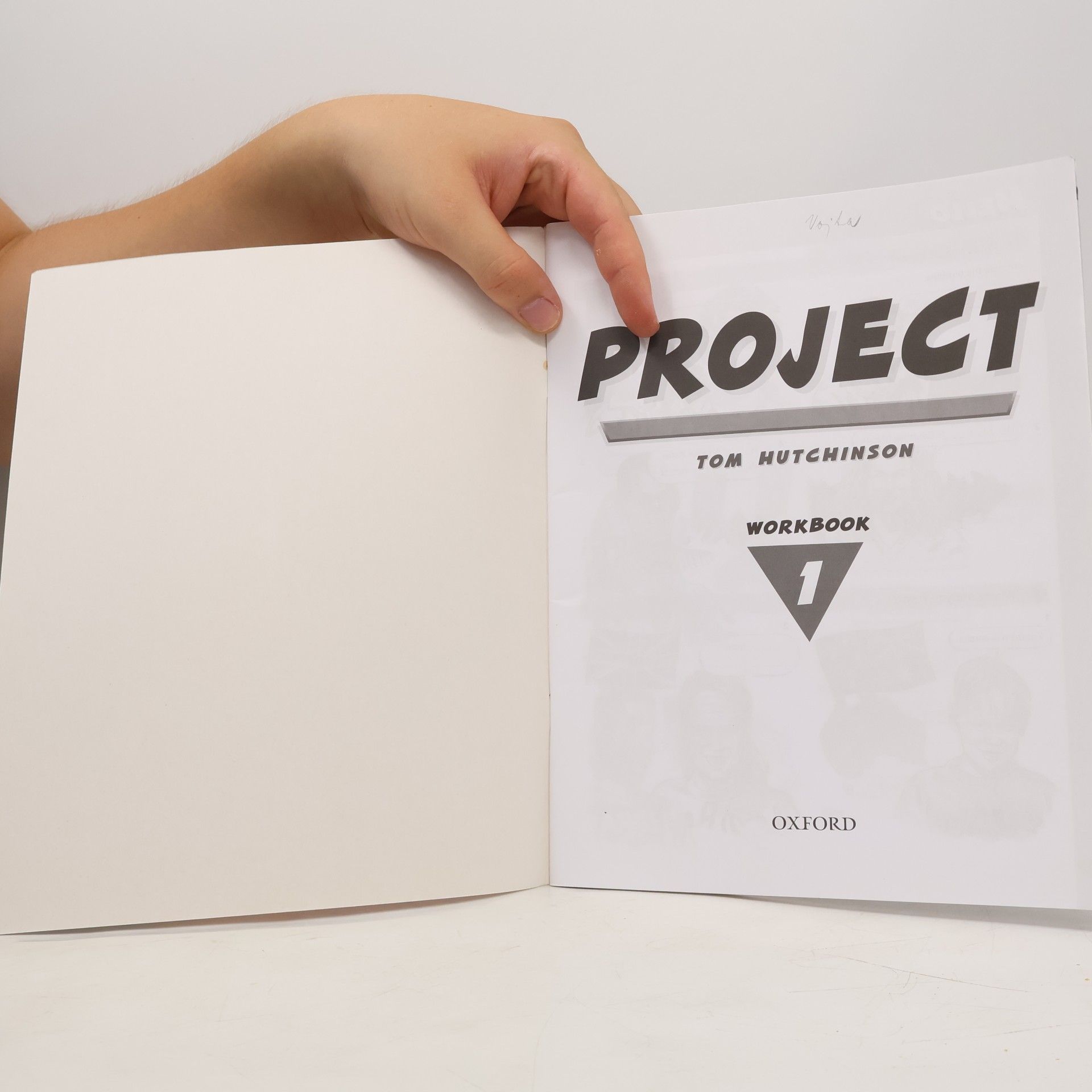 Tom Hutchinson Project 1 workbook czech edition