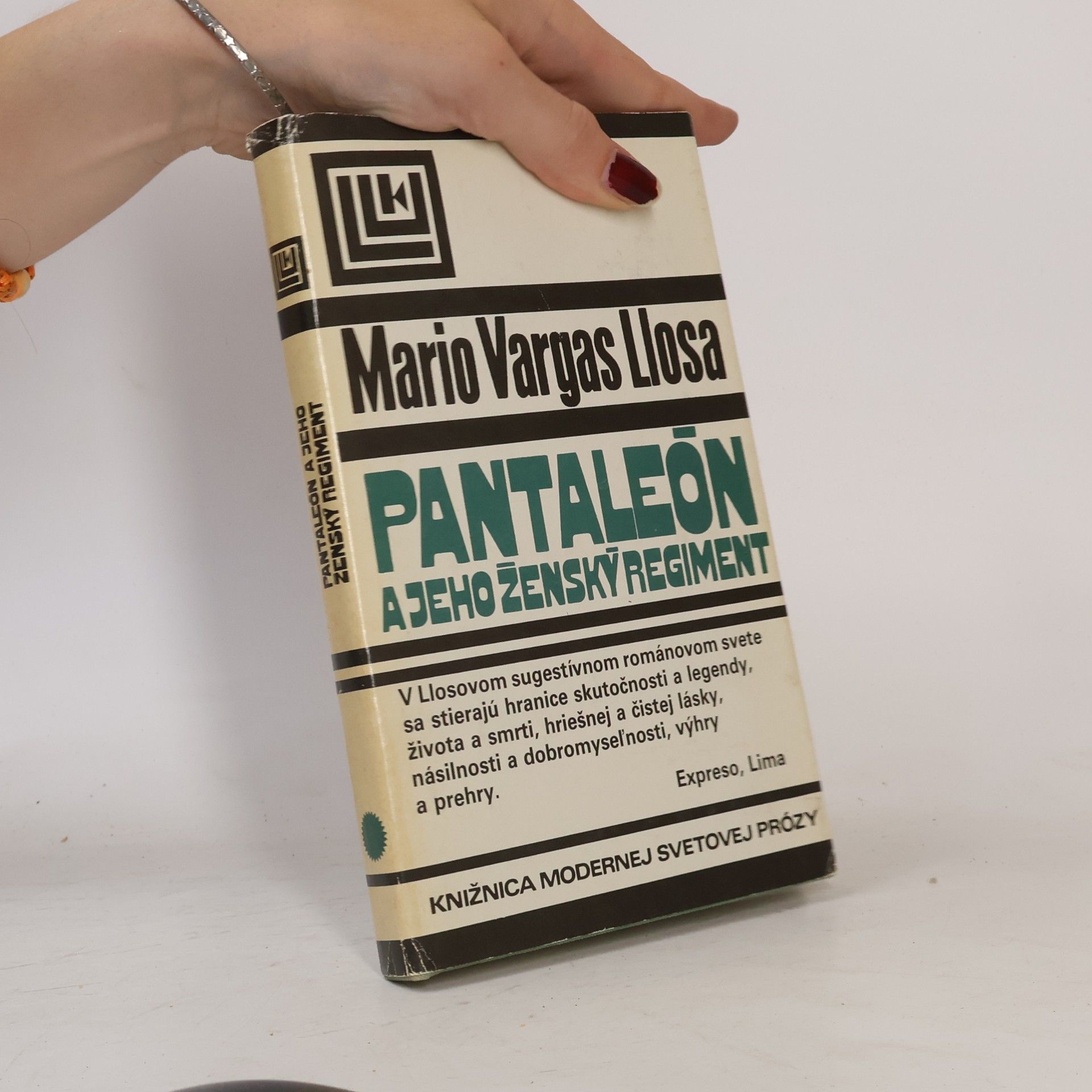 Mario Vargas Llosa Pantaleón a jeho ženský regiment
