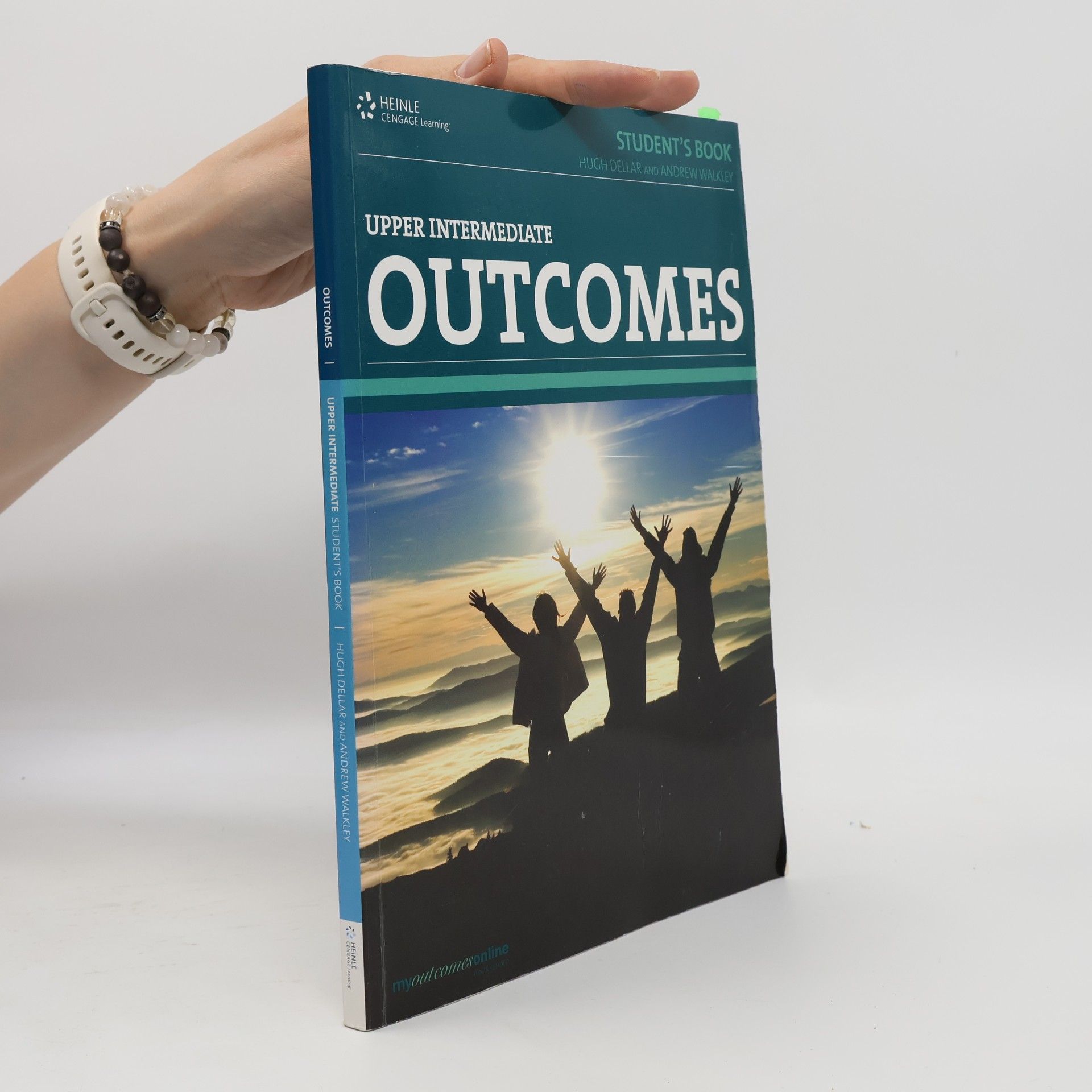 Outcomes Upper-Intermediate Student's Book