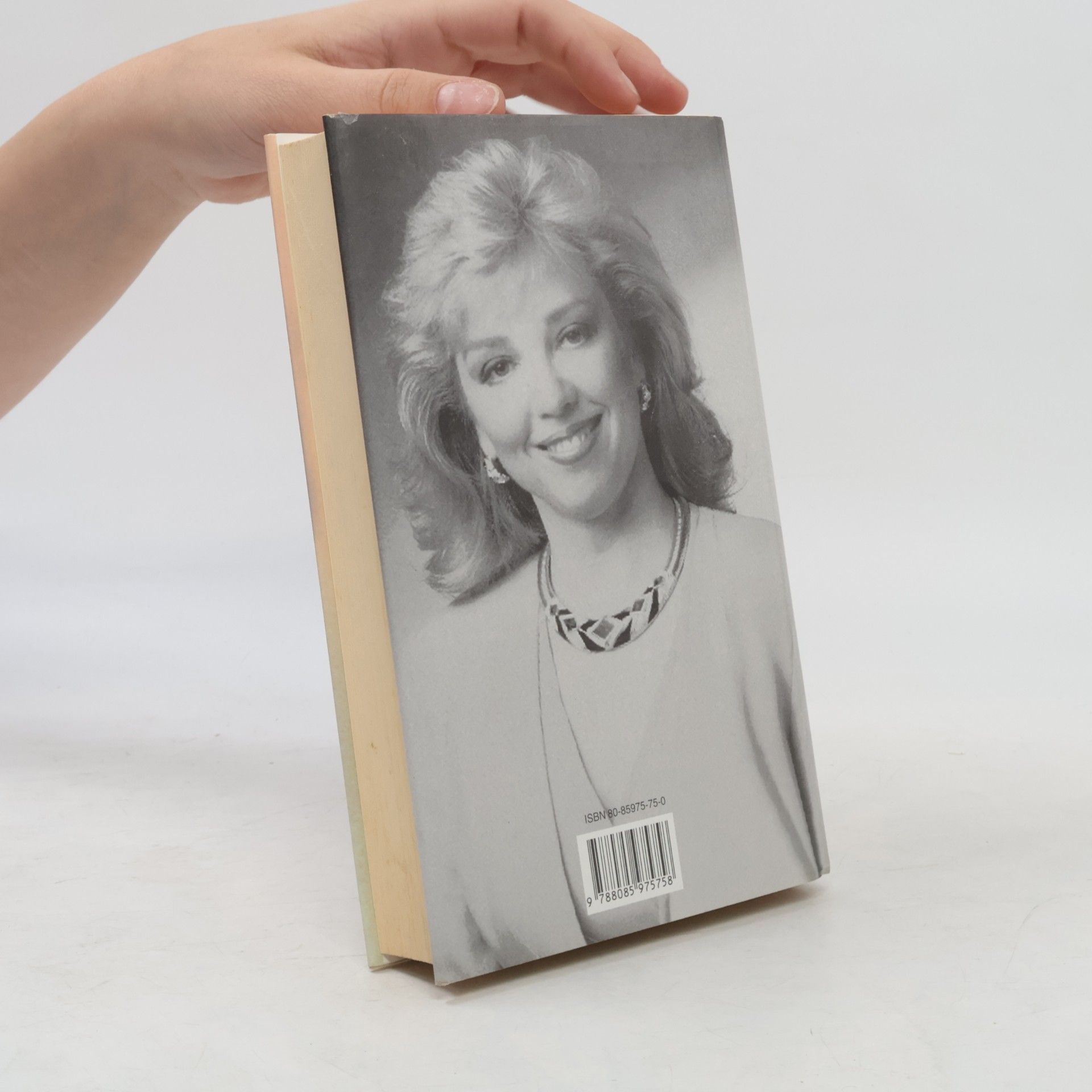 Nora Roberts Zrádná věrnost