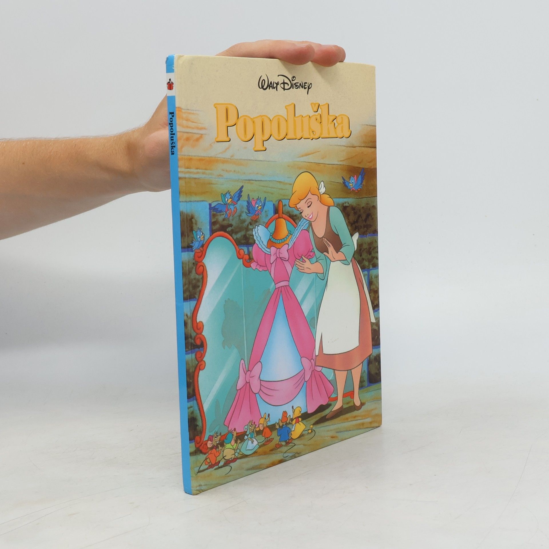 Collectif d'auteurs Popoluška