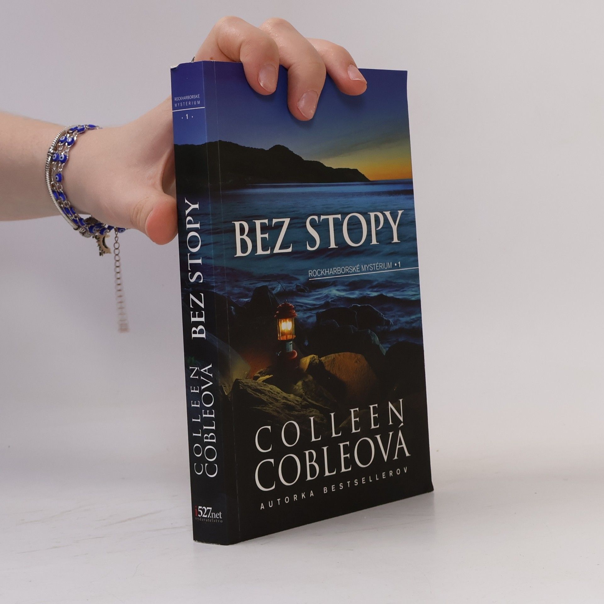 Colleen Coble Bez stopy