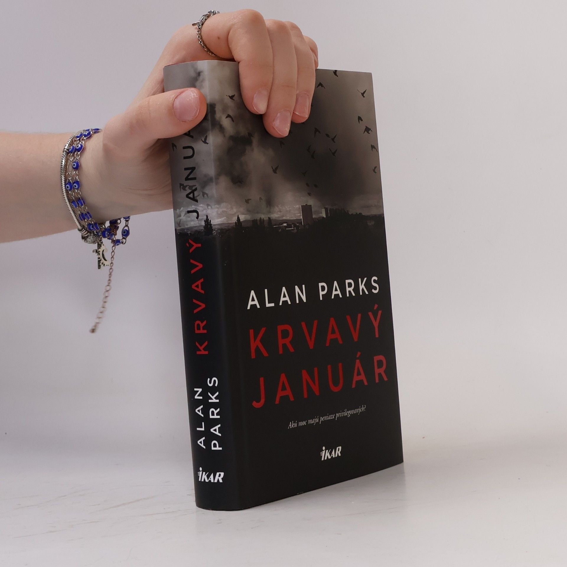 Alan Parks Krvavý január