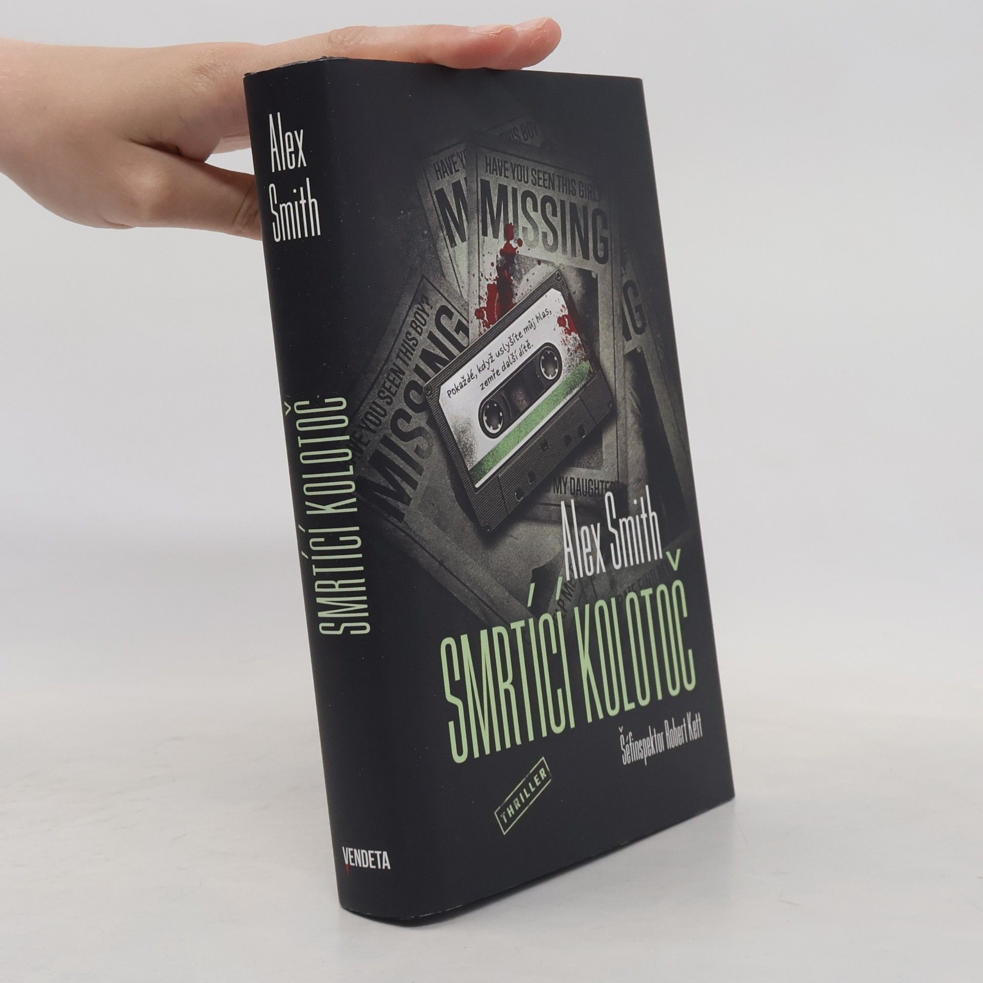 Alexander Gordon Smith Smrtící kolotoč