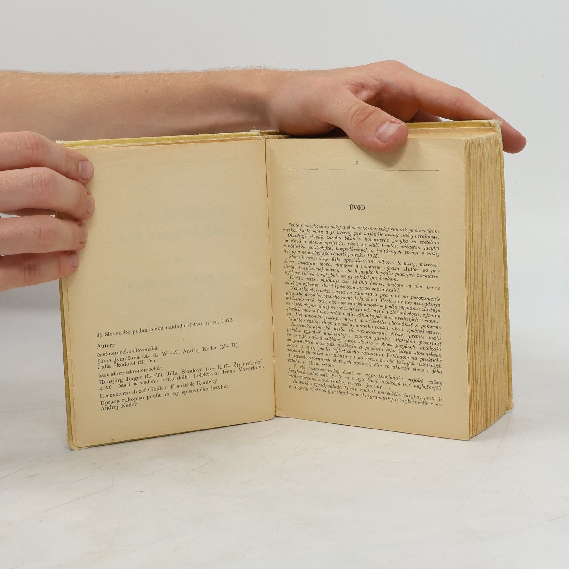 Various authors Nemecko-slovenský a slovensko-nemecký slovník