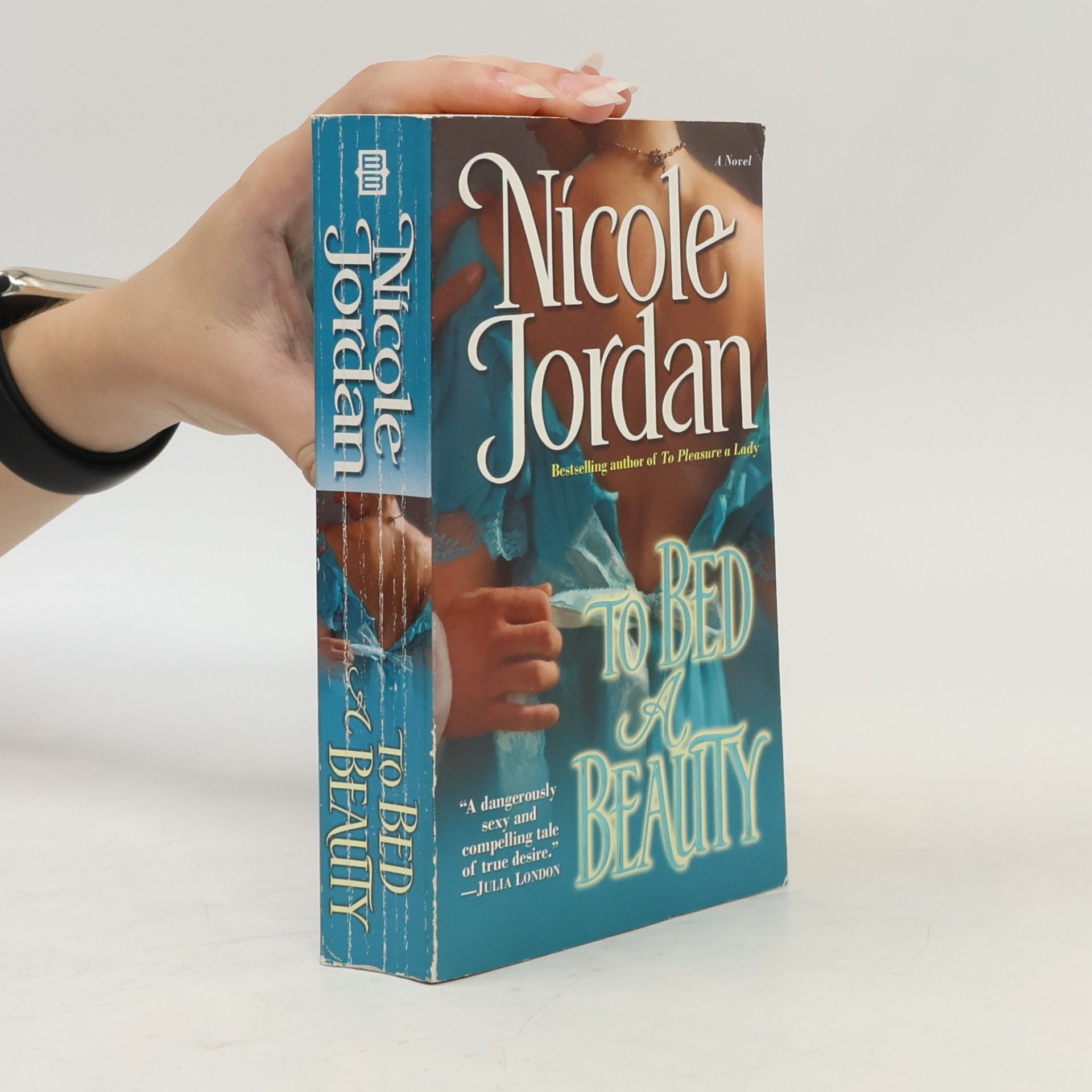 Nicole Jordan To Bed a Beauty