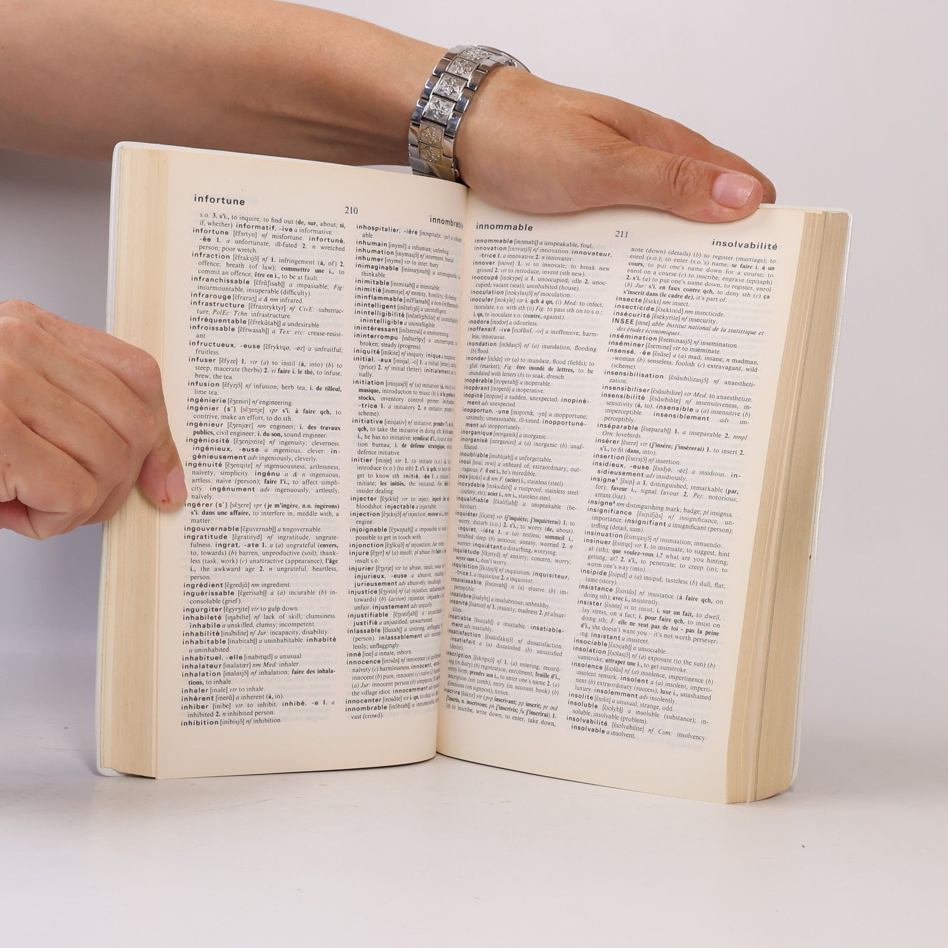Patricia Forbes Harrap's Concise French-English Dictionary